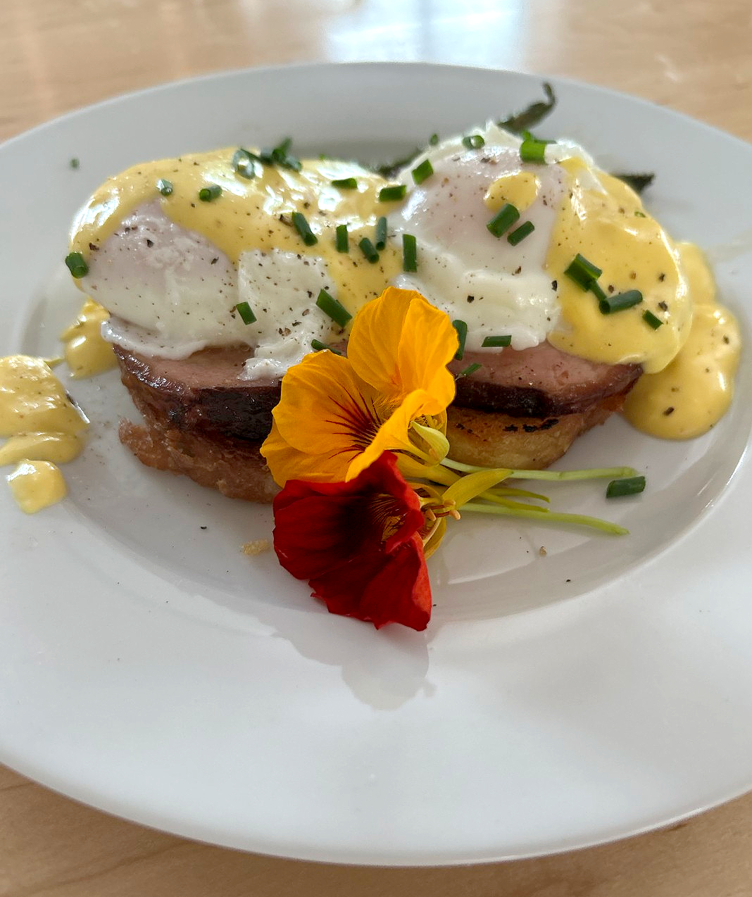 Eggs Benedict