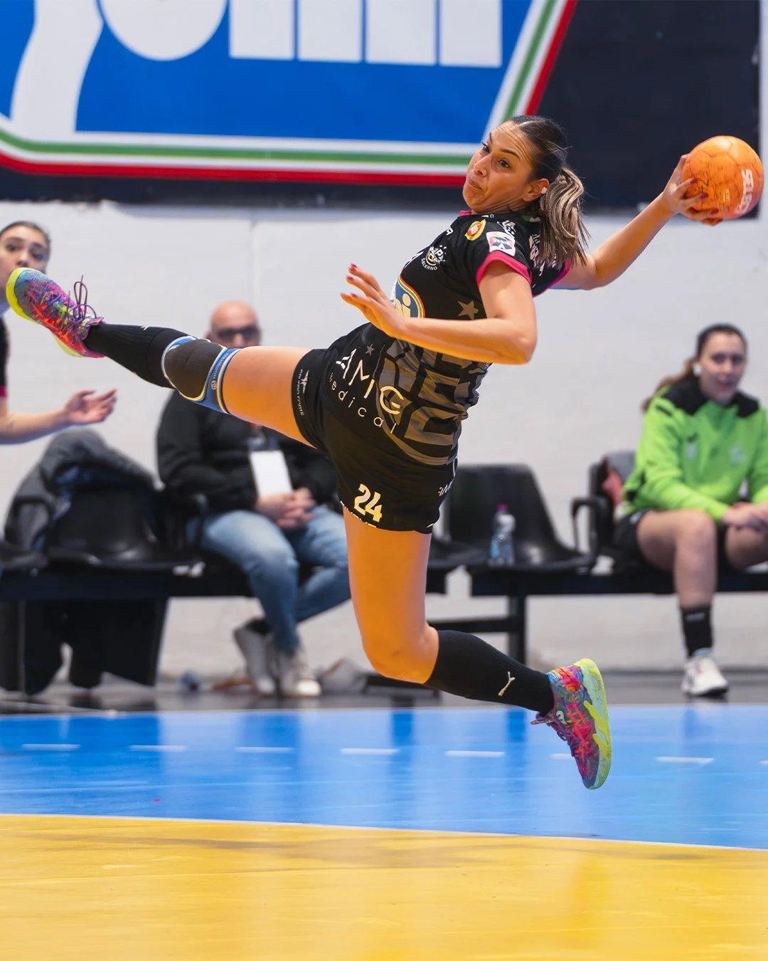 Handball 2.jpg