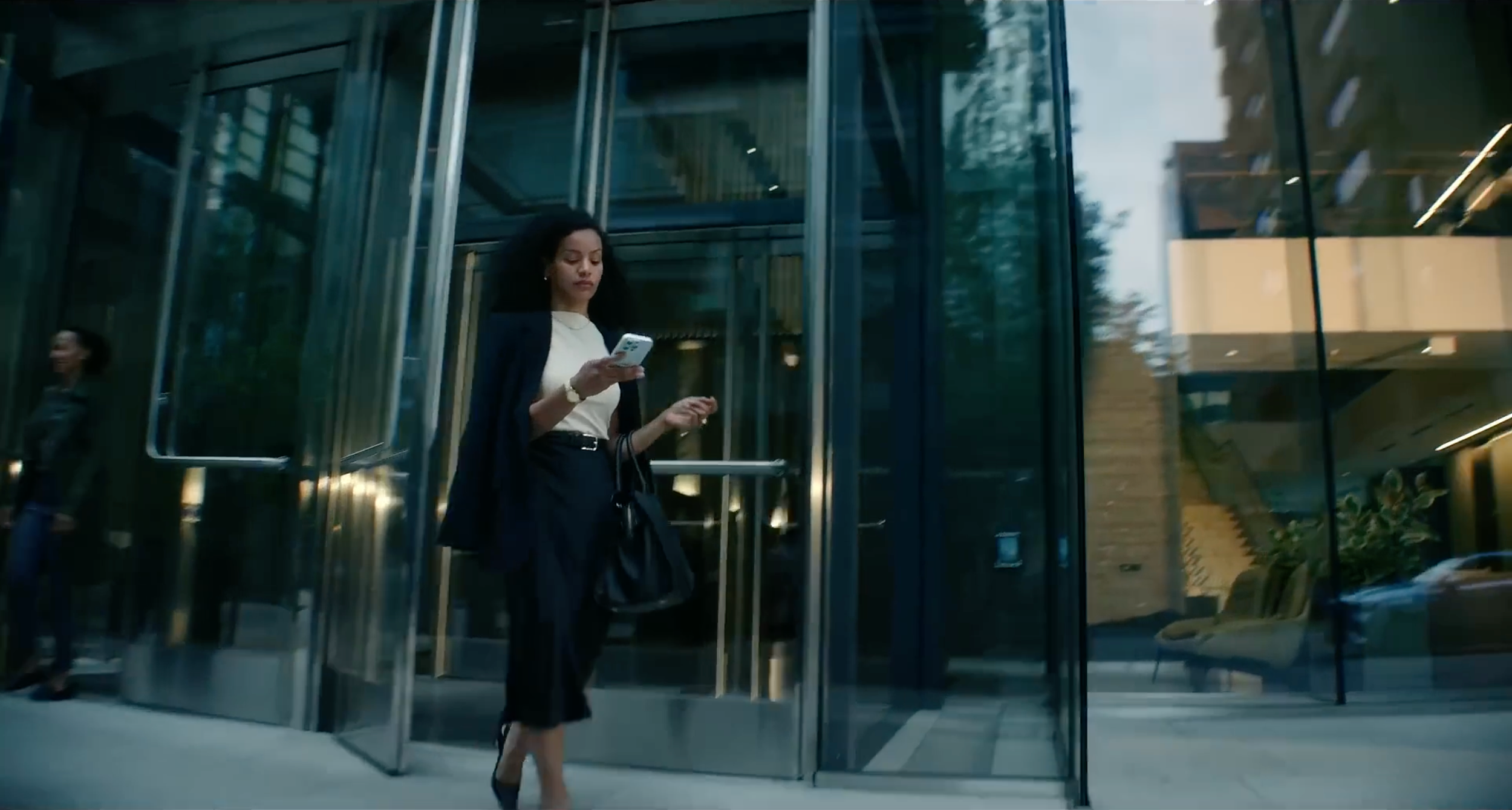 MERCEDES
SLIM PICTURES

Director: Thomas Garber
Producer: Tom Weissferdt
Production Designer: Jo Carkner