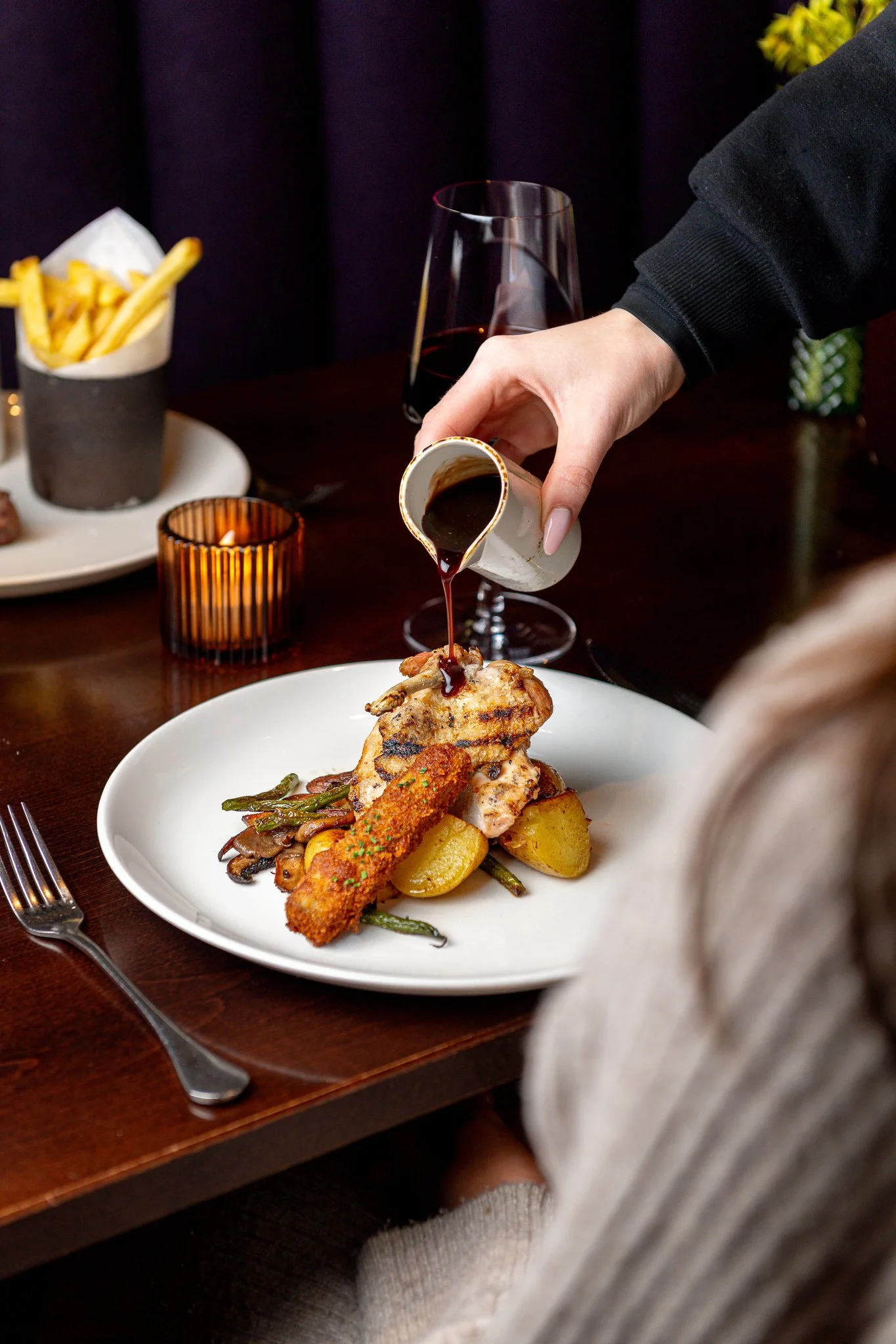 Gost Bar Restaurant Glasgow sauce pour over dish – food photography Glasgow Scotland