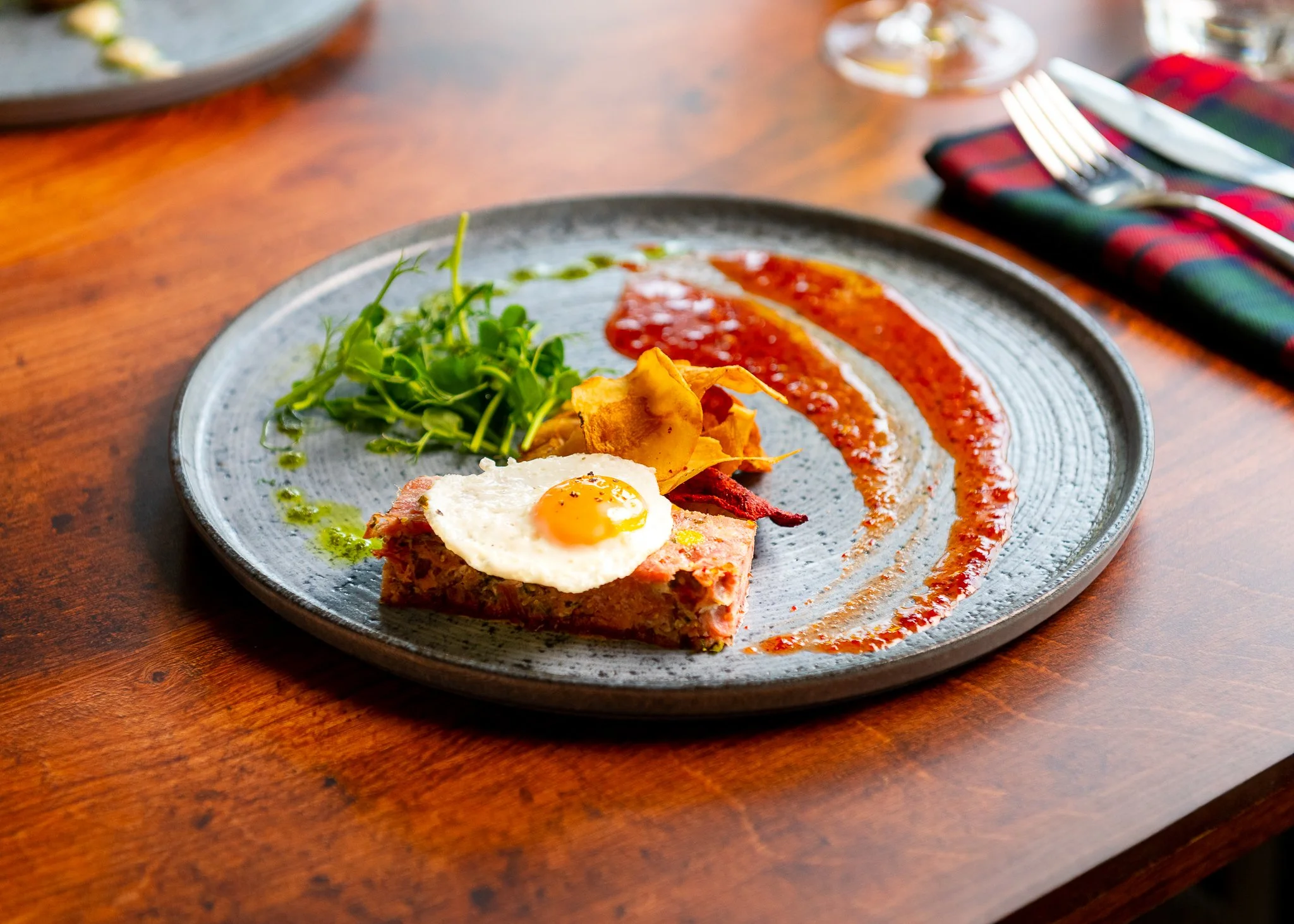 Karma Lake of Monteith fried egg and hash brown – hotel restaurant photography Scotland
