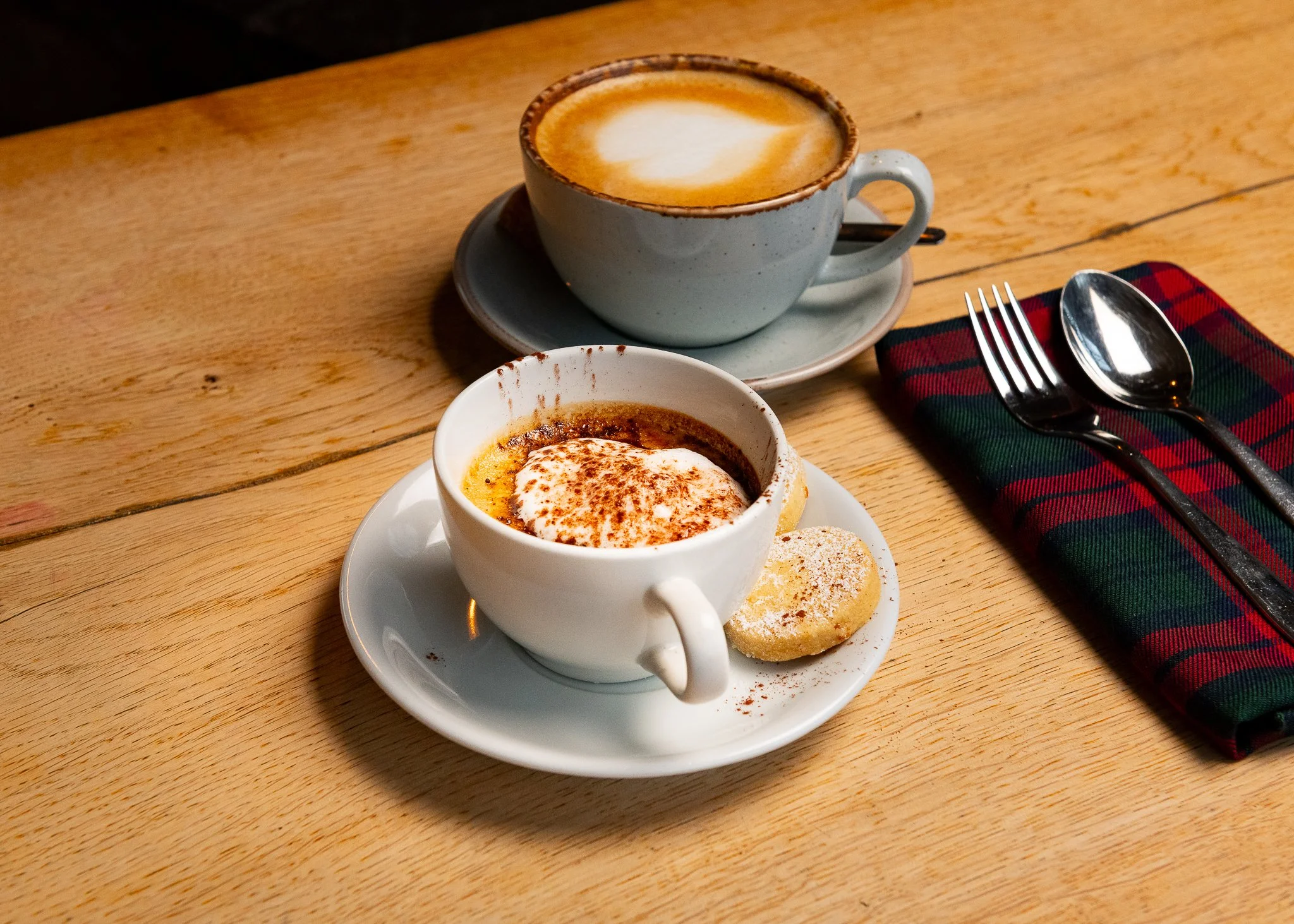 Karma Lake of Monteith coffee and creme brulee – hotel restaurant photography Scotland
