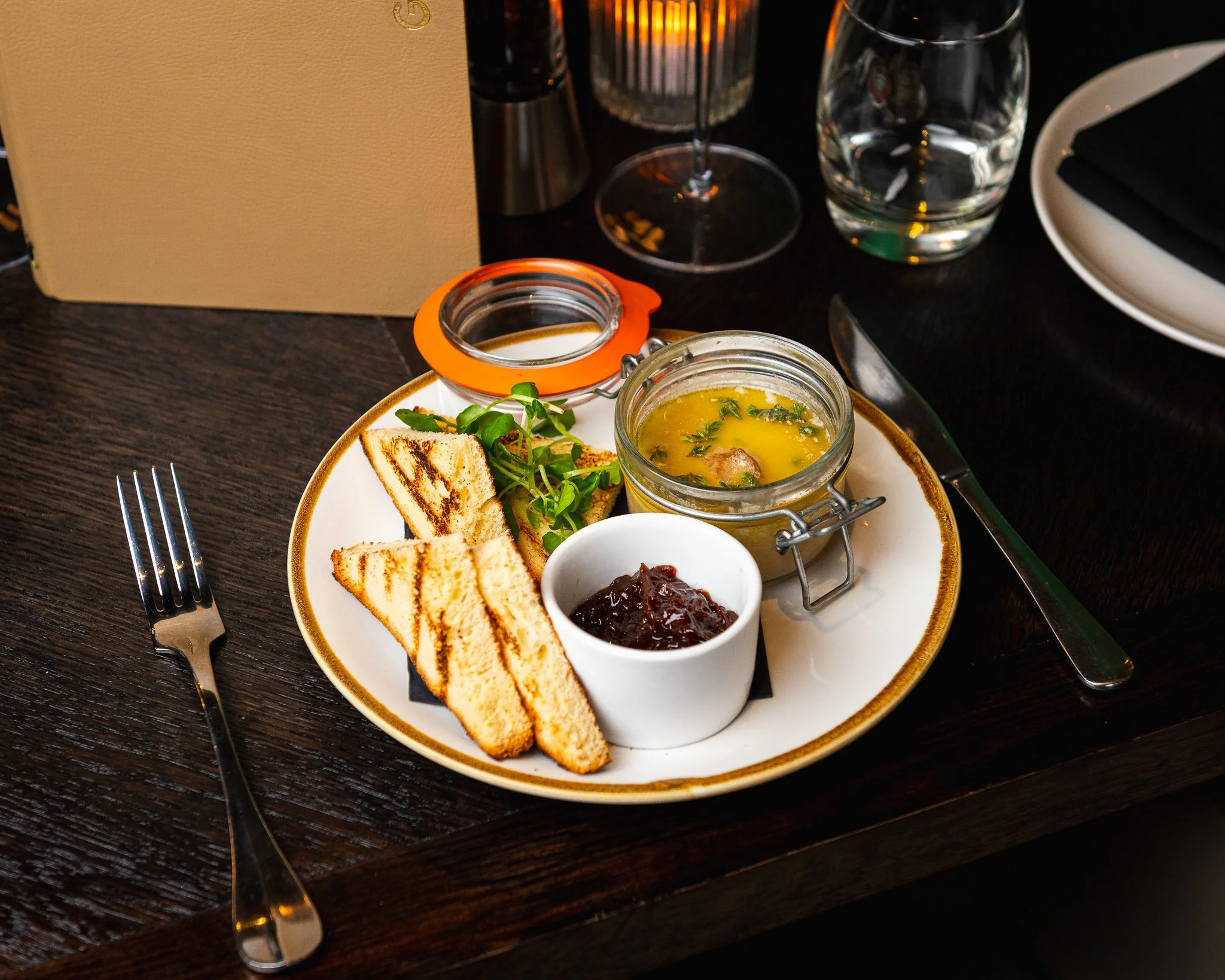 Glaschu Glasgow sharing board with condiments – food photography Glasgow Edinburgh
