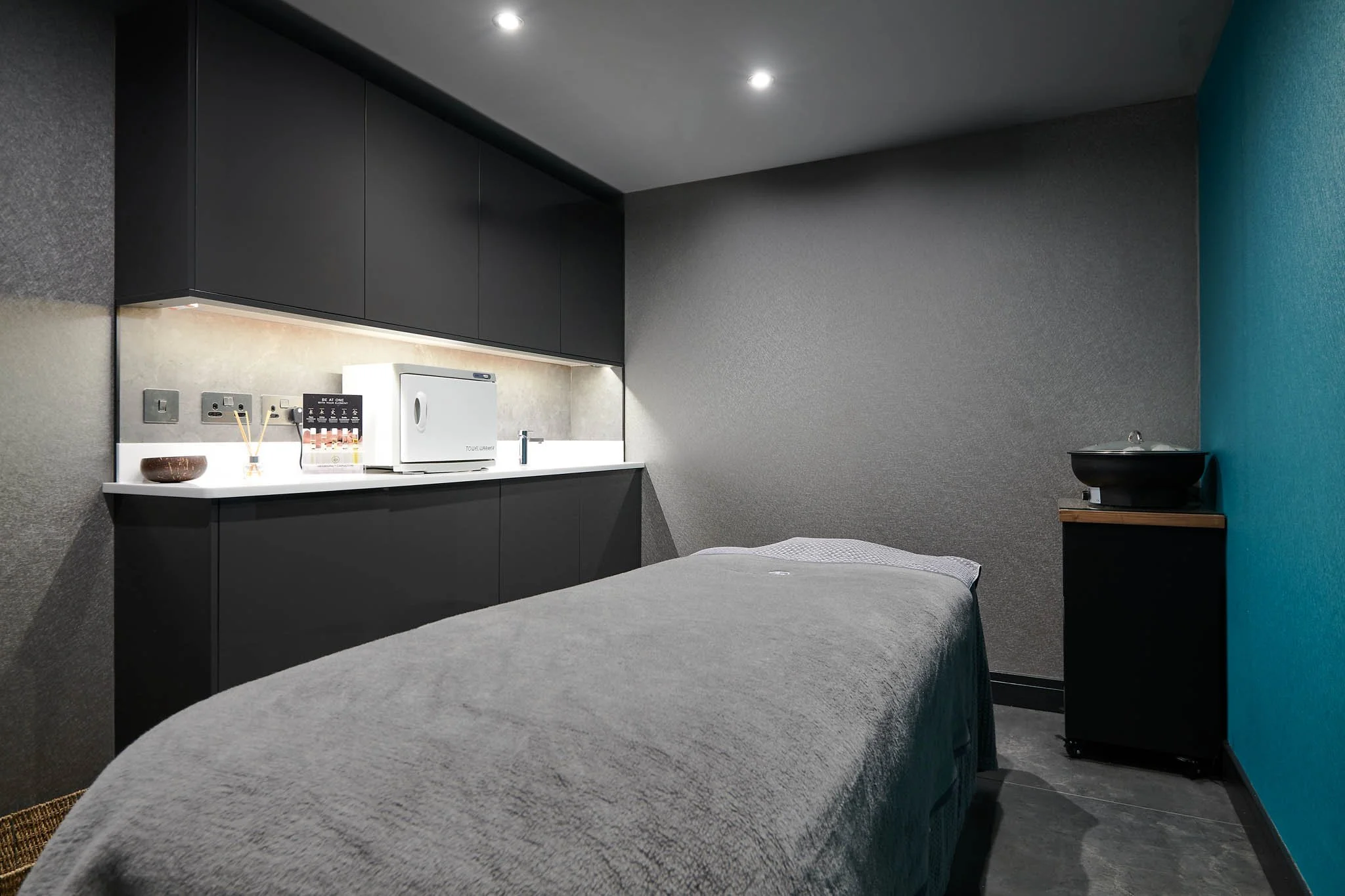 Lodge on Loch Lomond dark bedroom interior – boutique hotel photography Scotland