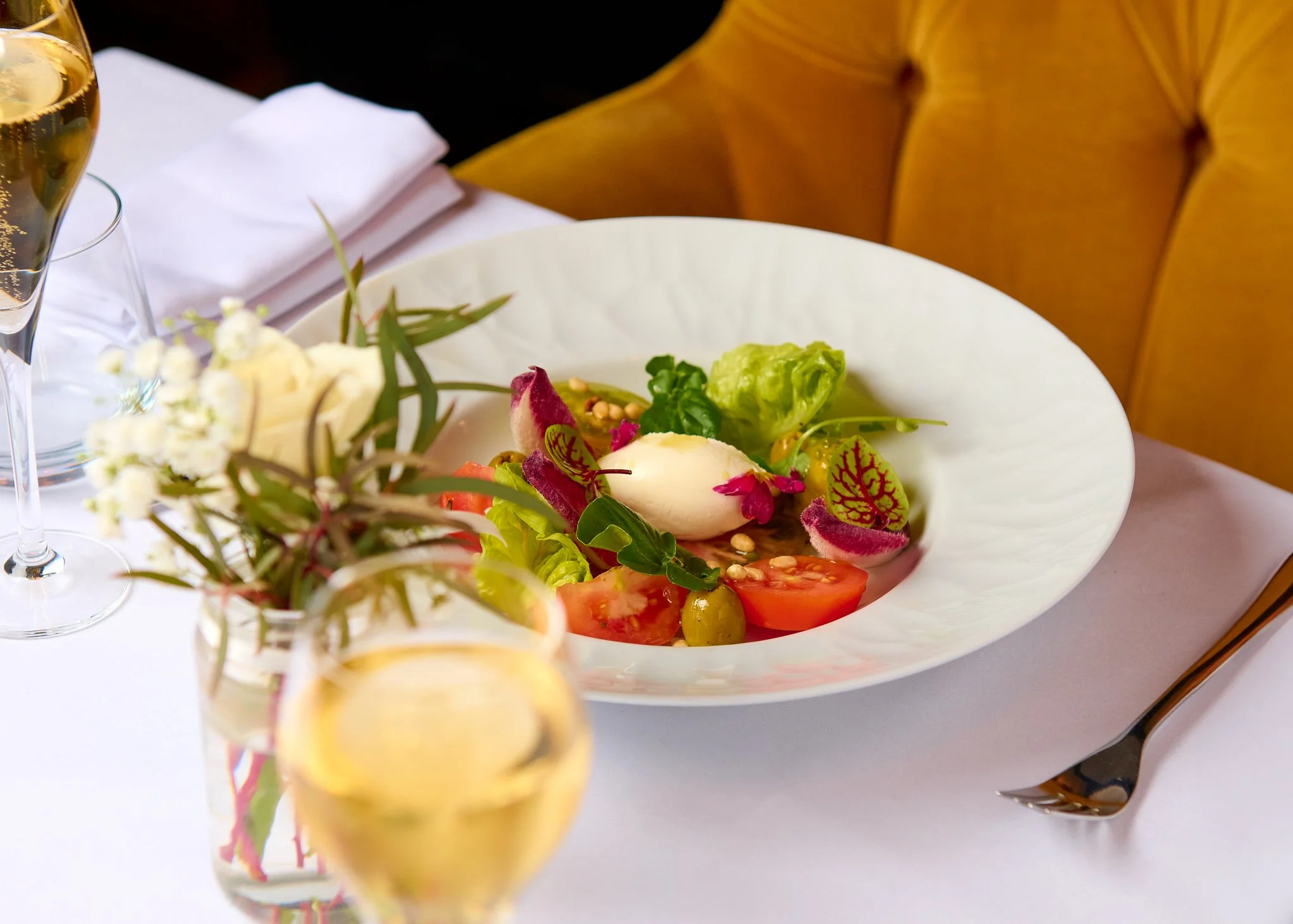 Roseate Edinburgh garden salad with white wine – hotel restaurant food photographer Edinburgh