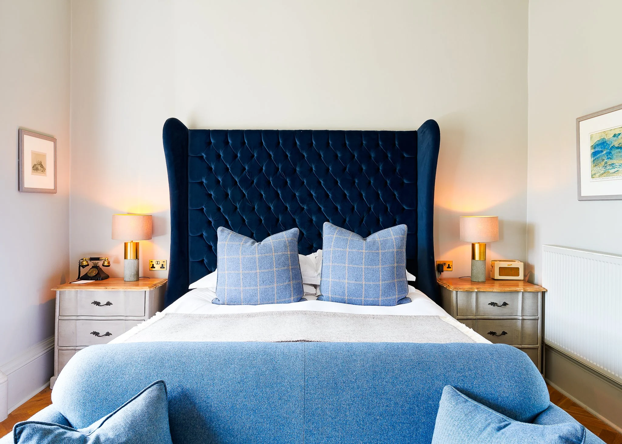 Roseate Edinburgh navy blue bedroom interior – hotel interior photography Edinburgh Scotland