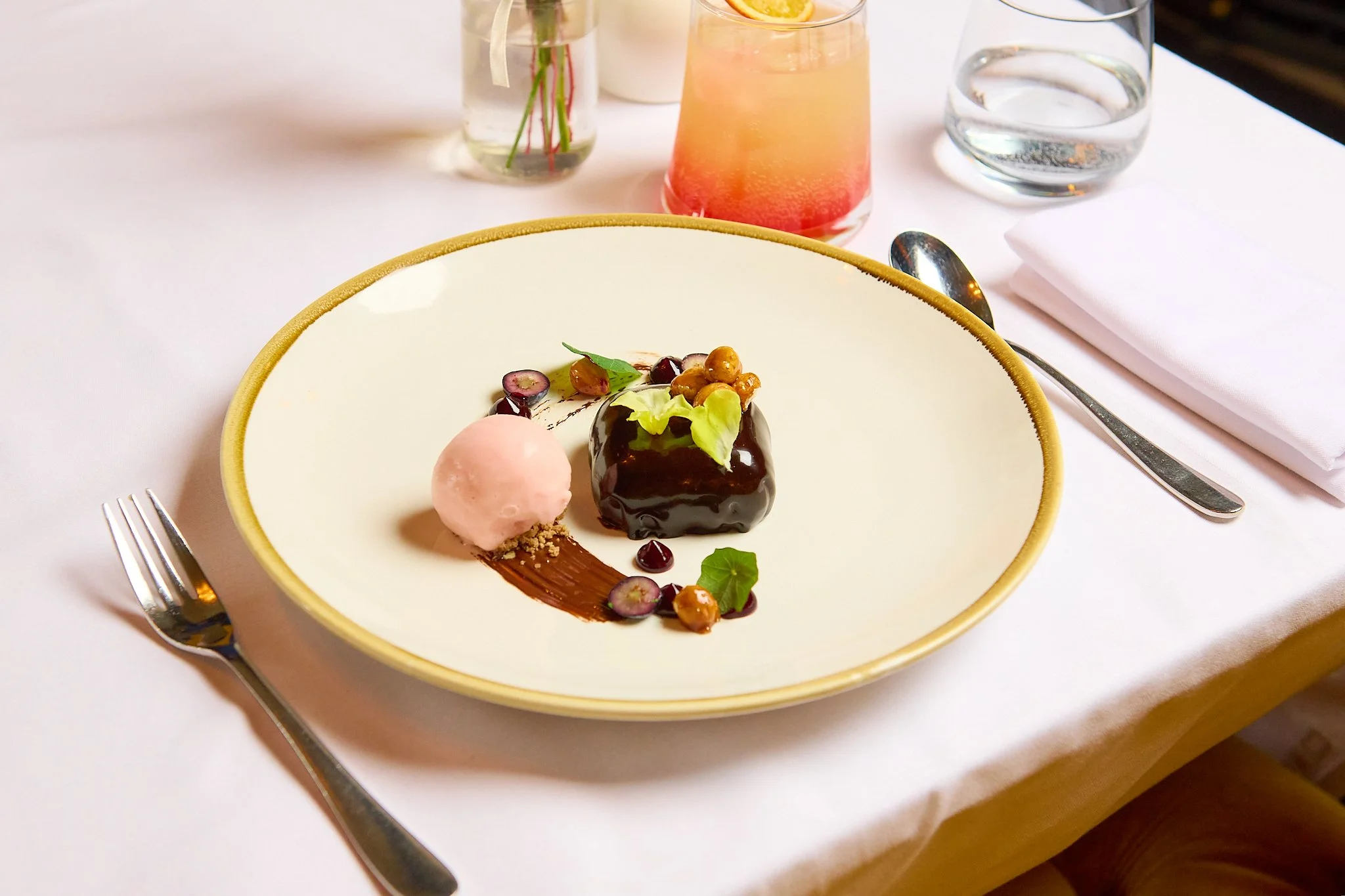 Roseate Edinburgh chocolate dessert with cocktail – hotel restaurant photography Edinburgh