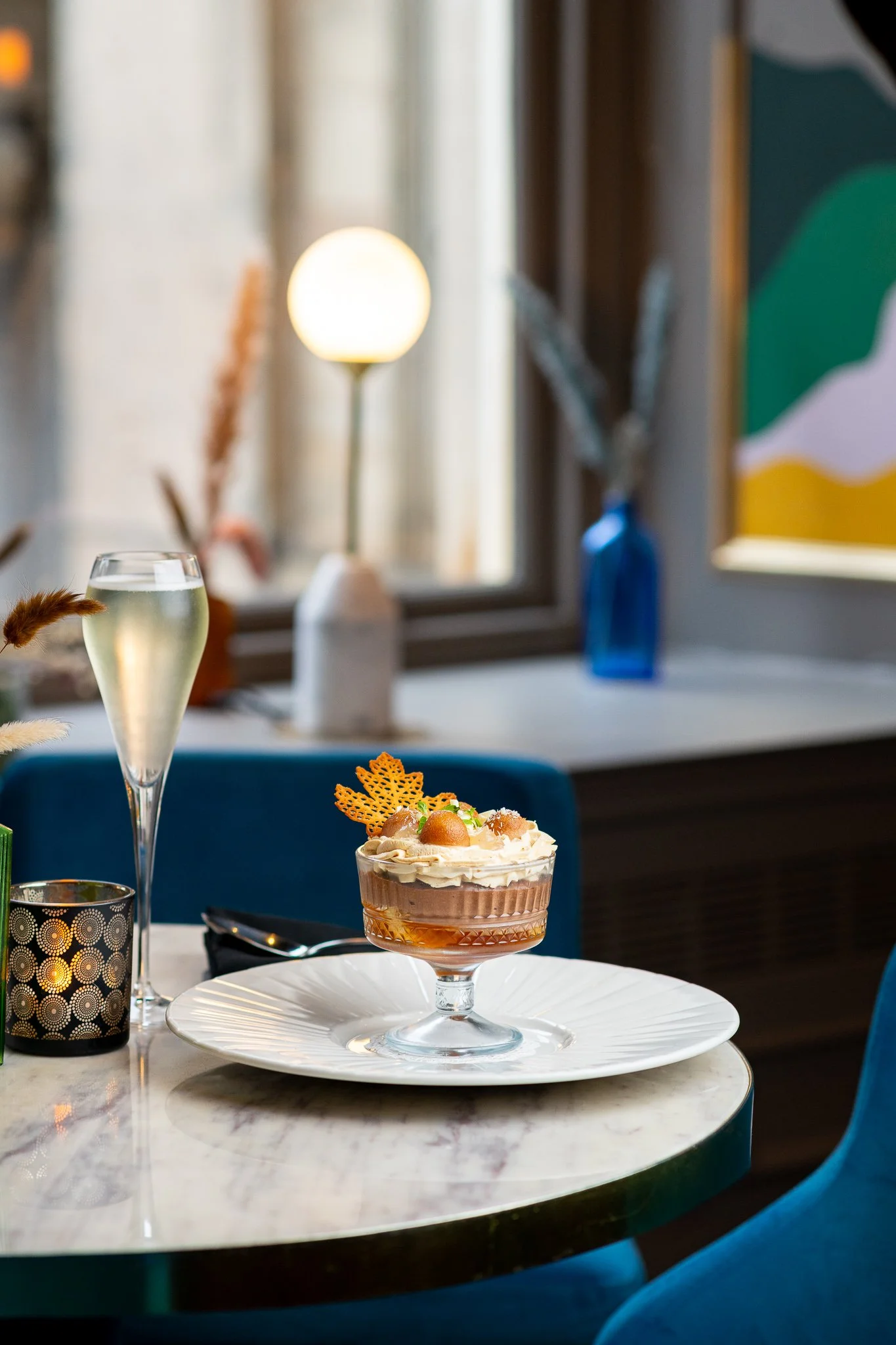 Glaschu Glasgow champagne and dessert – bar and restaurant photography Glasgow Scotland