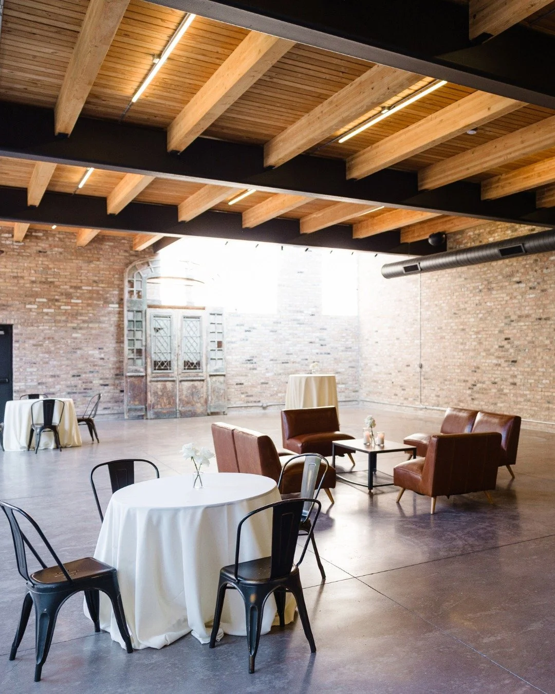 All that&rsquo;s missing? You.
This space is ready for the love, the laughter, and the celebration of a lifetime.
Your dream night starts here. Inquire now via the link in our bio to make it real.

Photo: Amanda Megan Miller @AmandaMegMiller