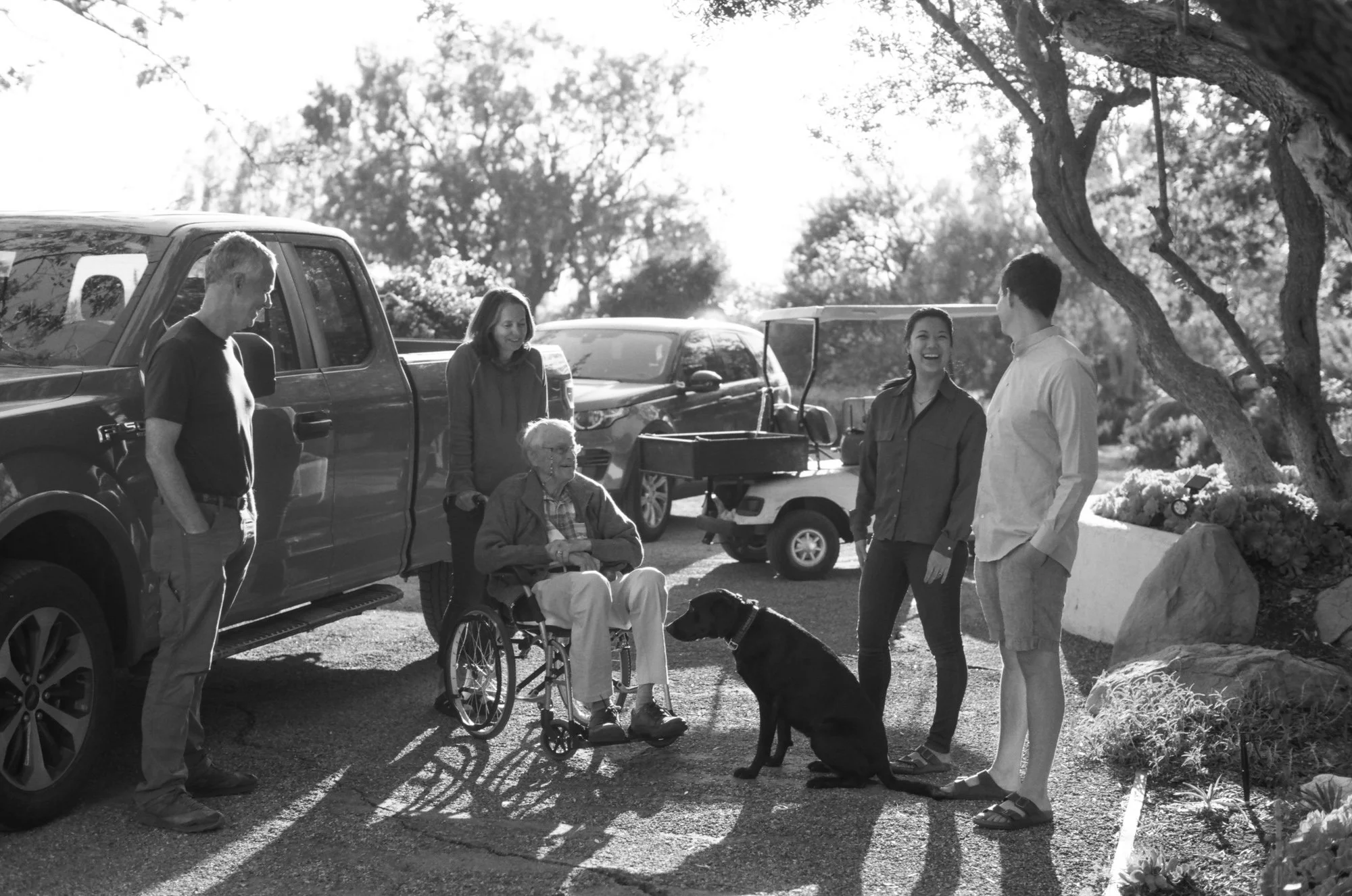 01-jessica-augie-family-portrait-santa-barbara-black-and-white.jpg.JPG