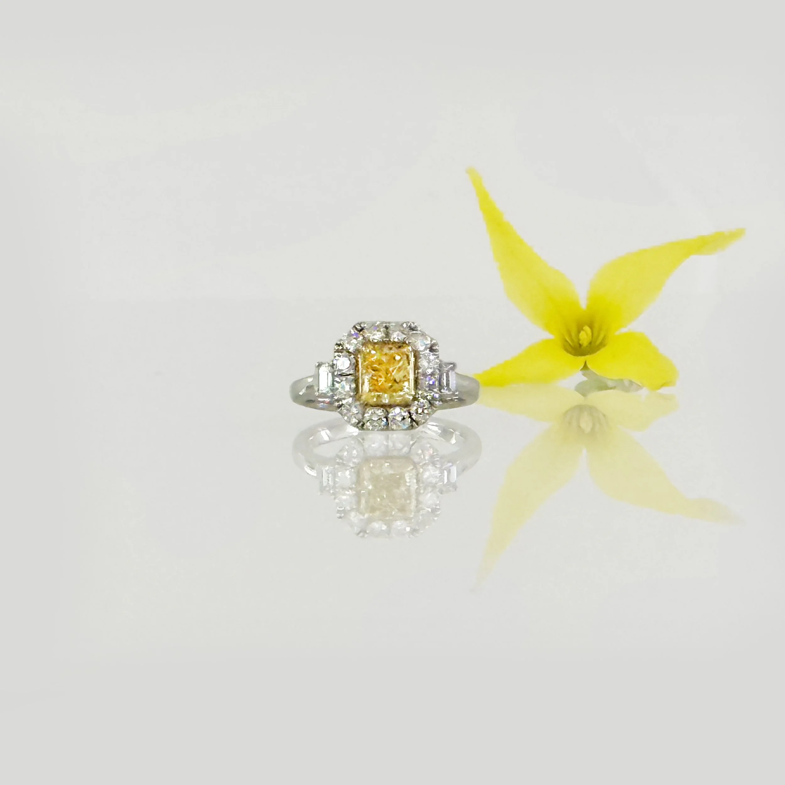 Harnik_yellow Canary Diamond ring_2026.jpg