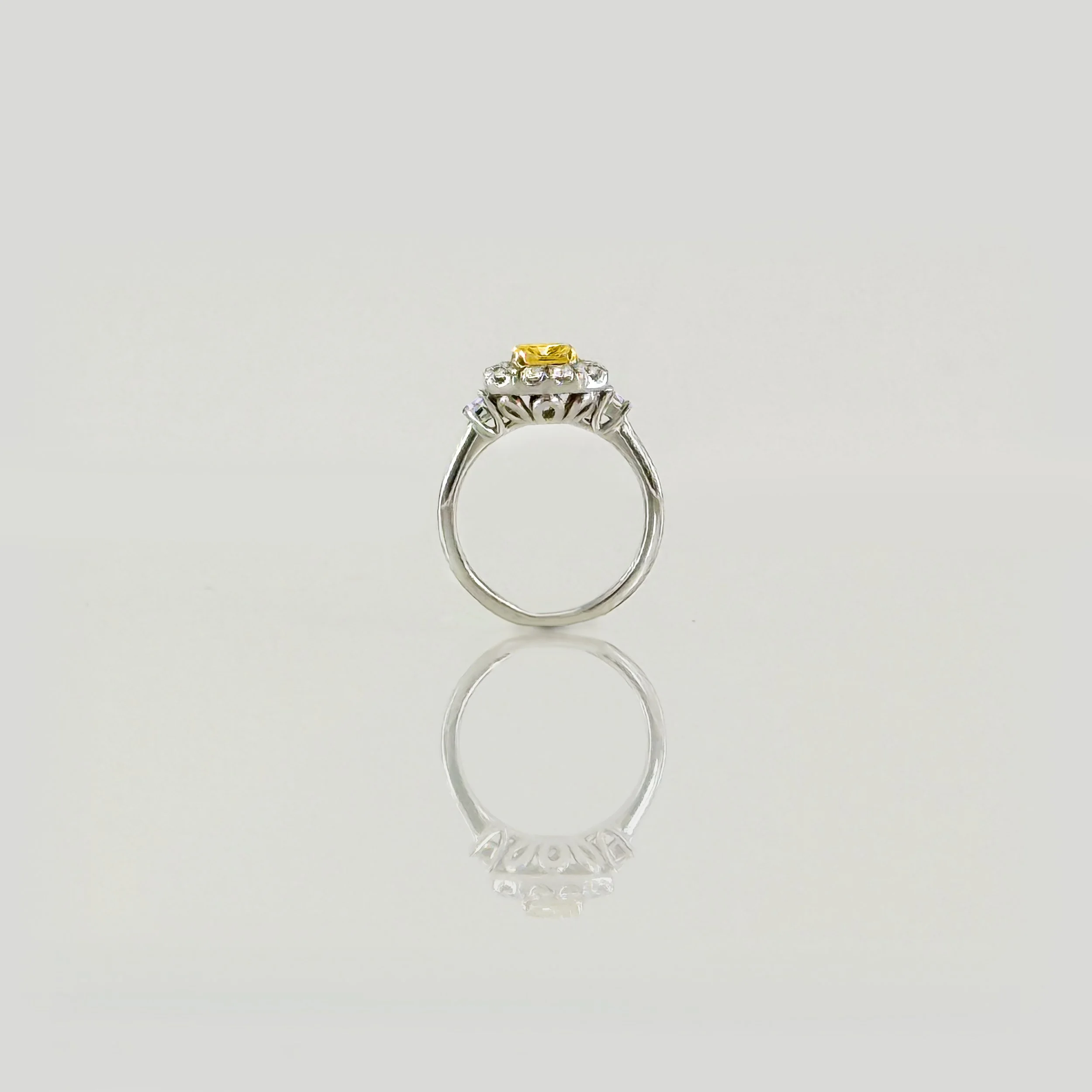 Harnik_Canary Yellow Diamond Ring_2026.jpg
