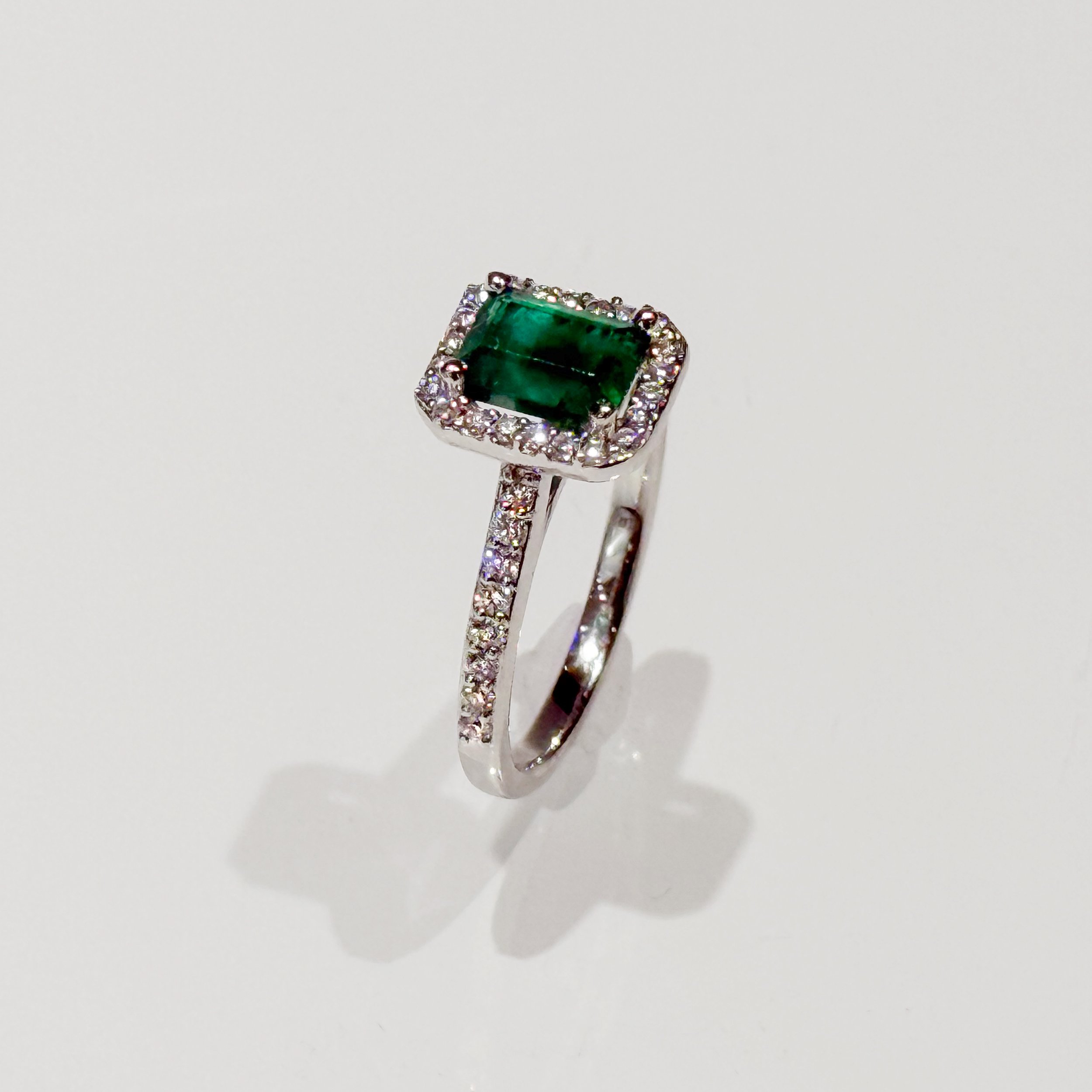 Emerald and Diamand Ring