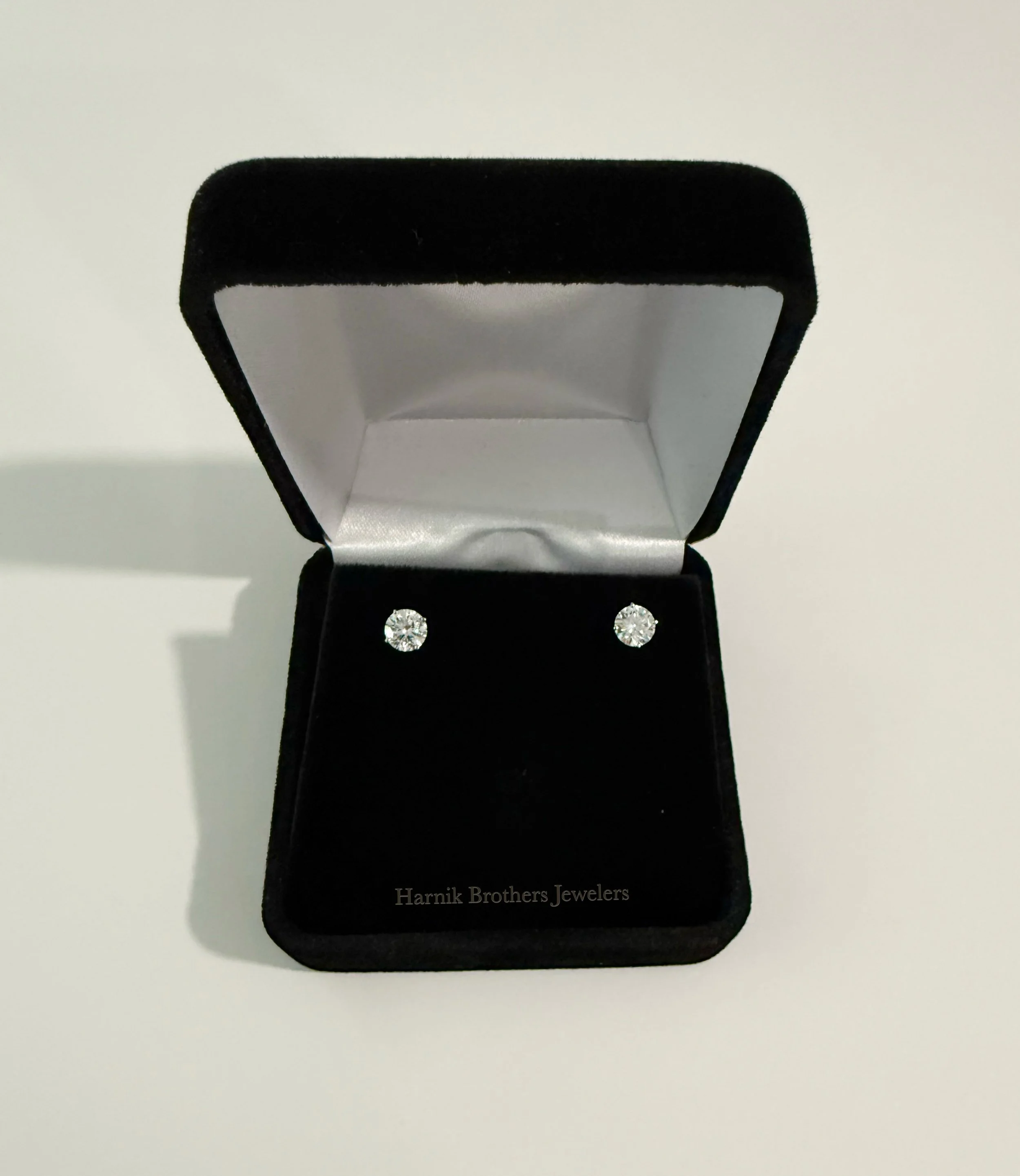 Harnik Solitaire Lab-Grown Diamond Earrings (1 ct. tw.)