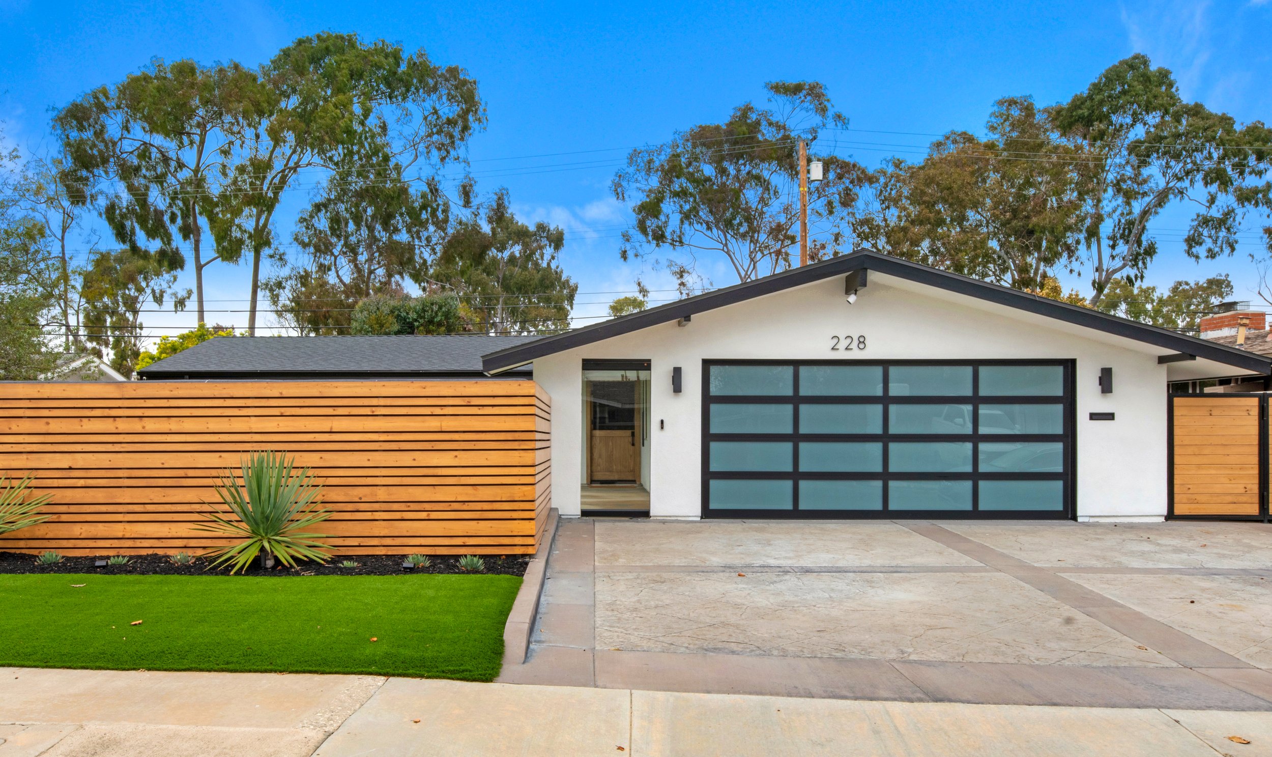 Home Remodel_General Contractor_Modern