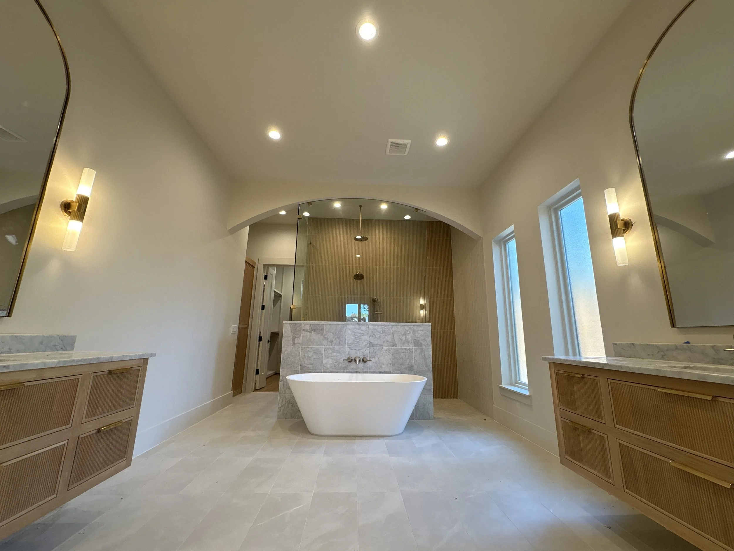 77567914903__E15F32F7-D04B-4A7D-ACE6-C82F55668017 2.JPEG