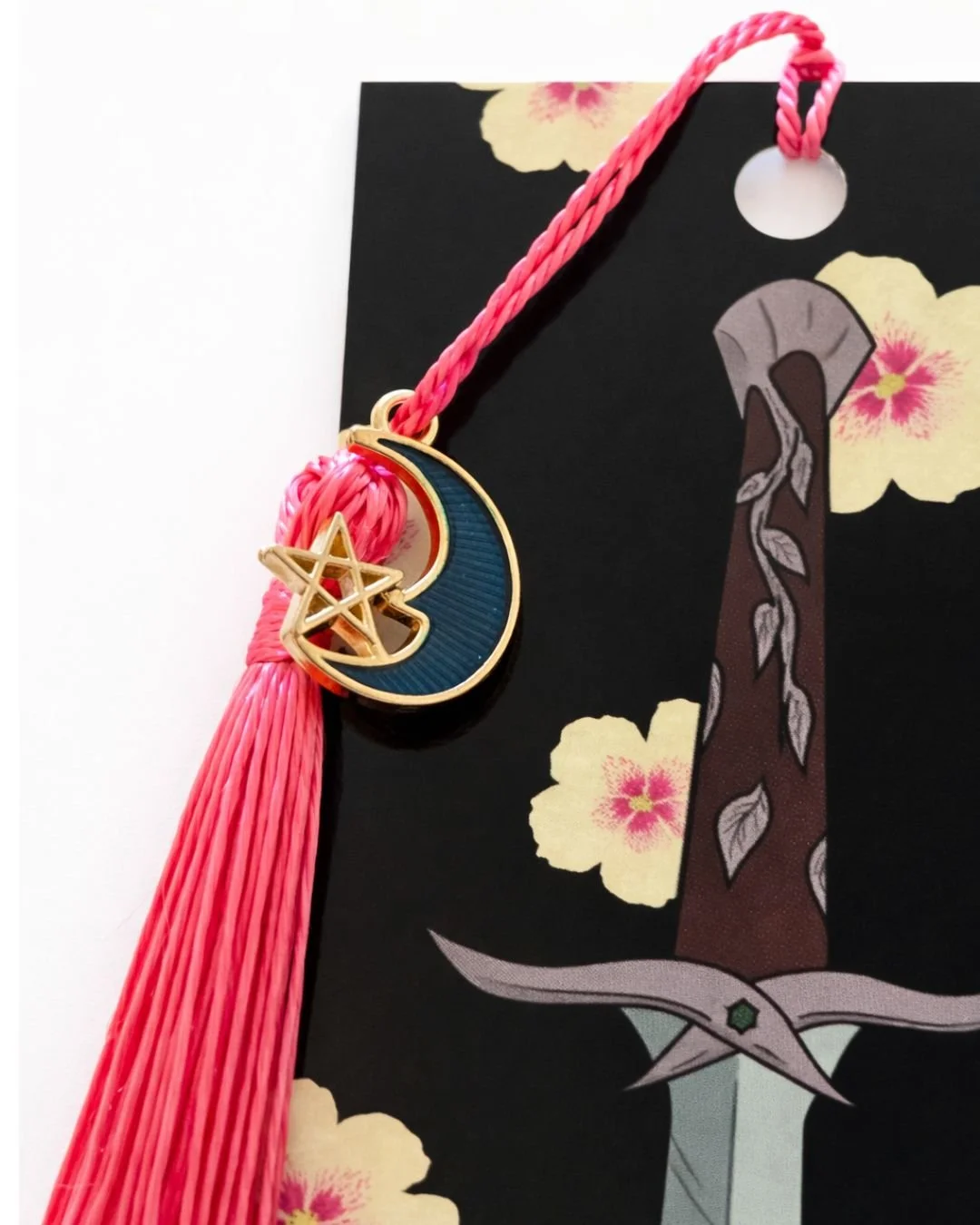 Elven Warrior Charm Detail Bookmark 148.jpg