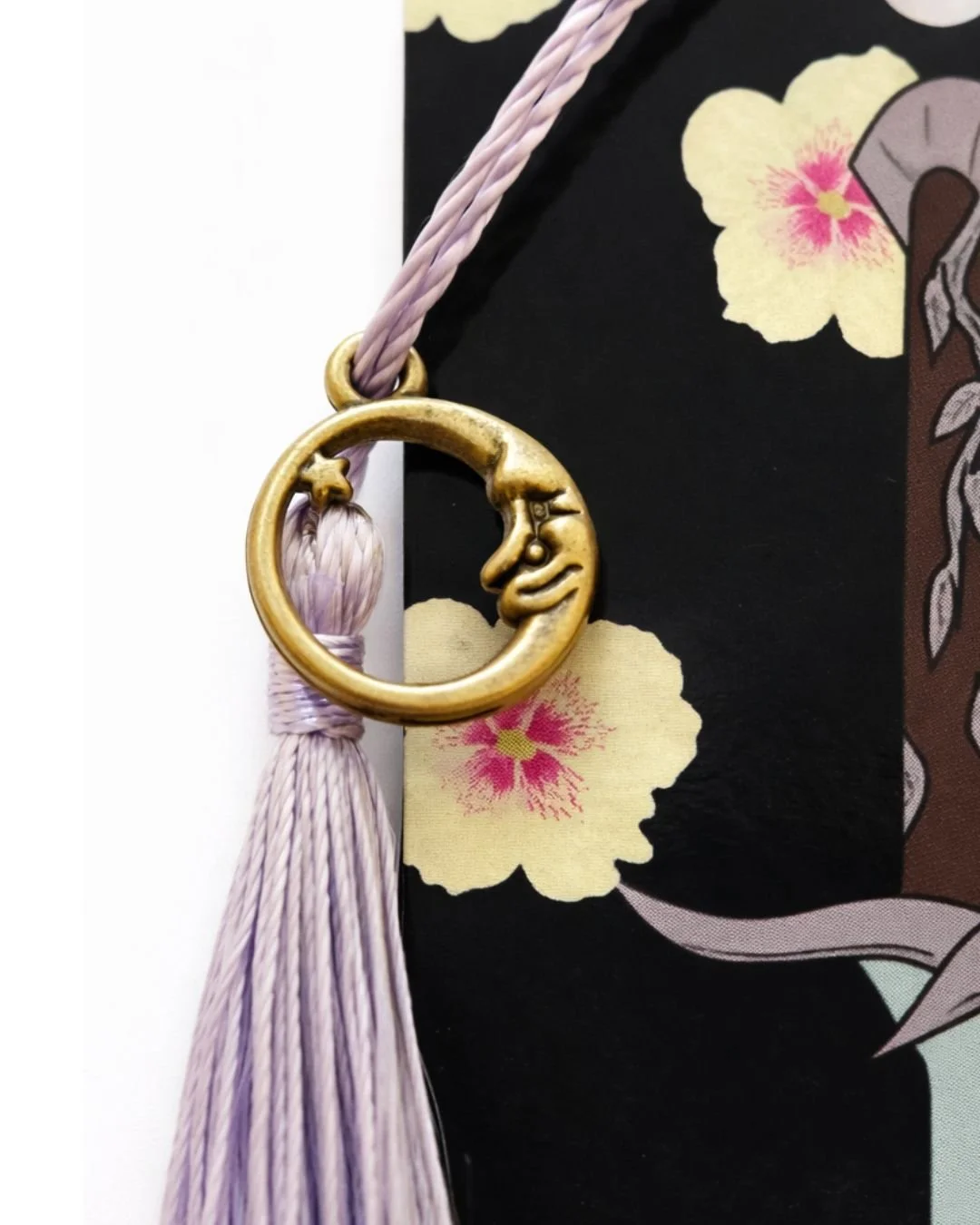 Elven Warrior Charm Detail Bookmark 147.jpg