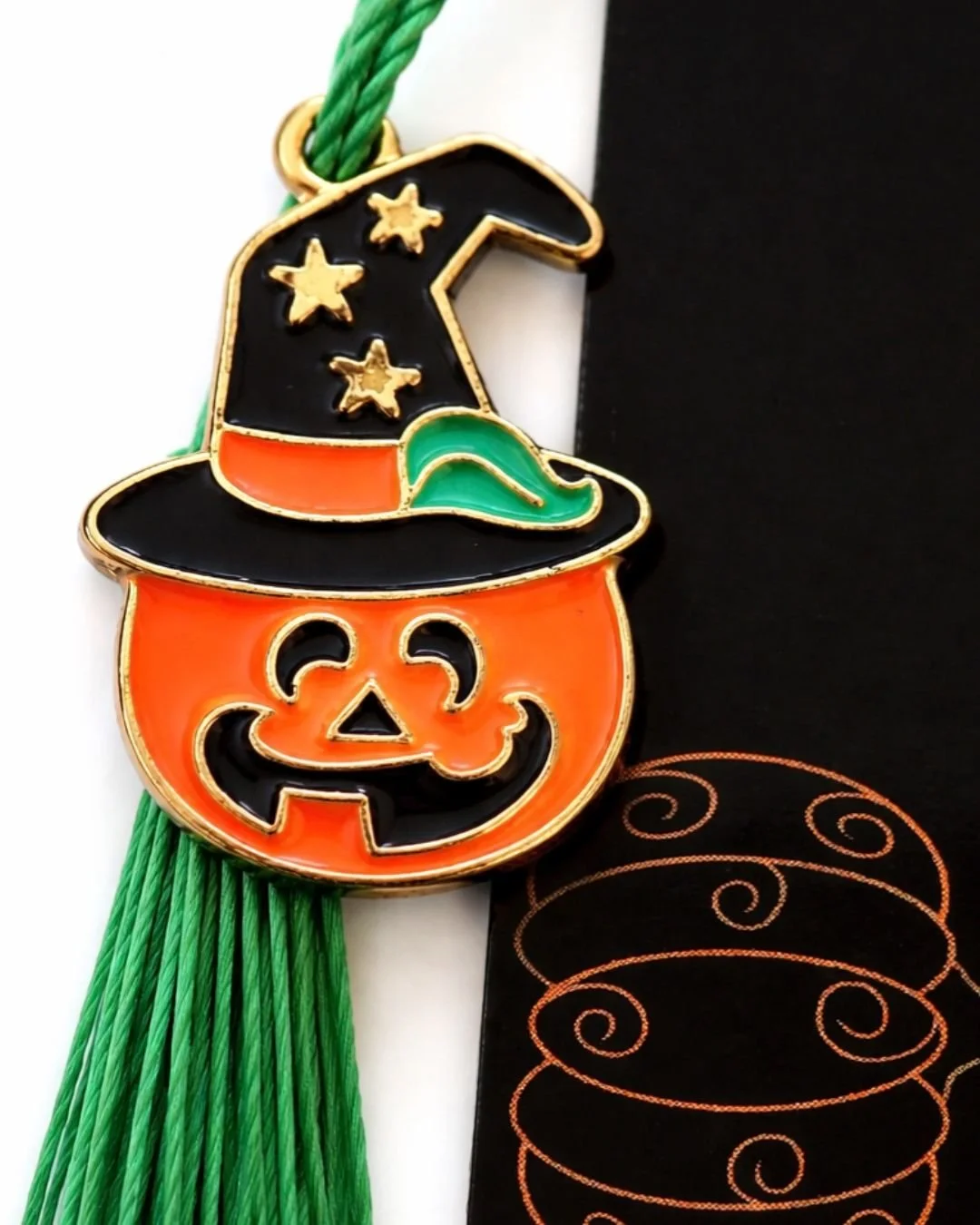 Pumpkin Spice Charm Details Bookmark 160.jpg