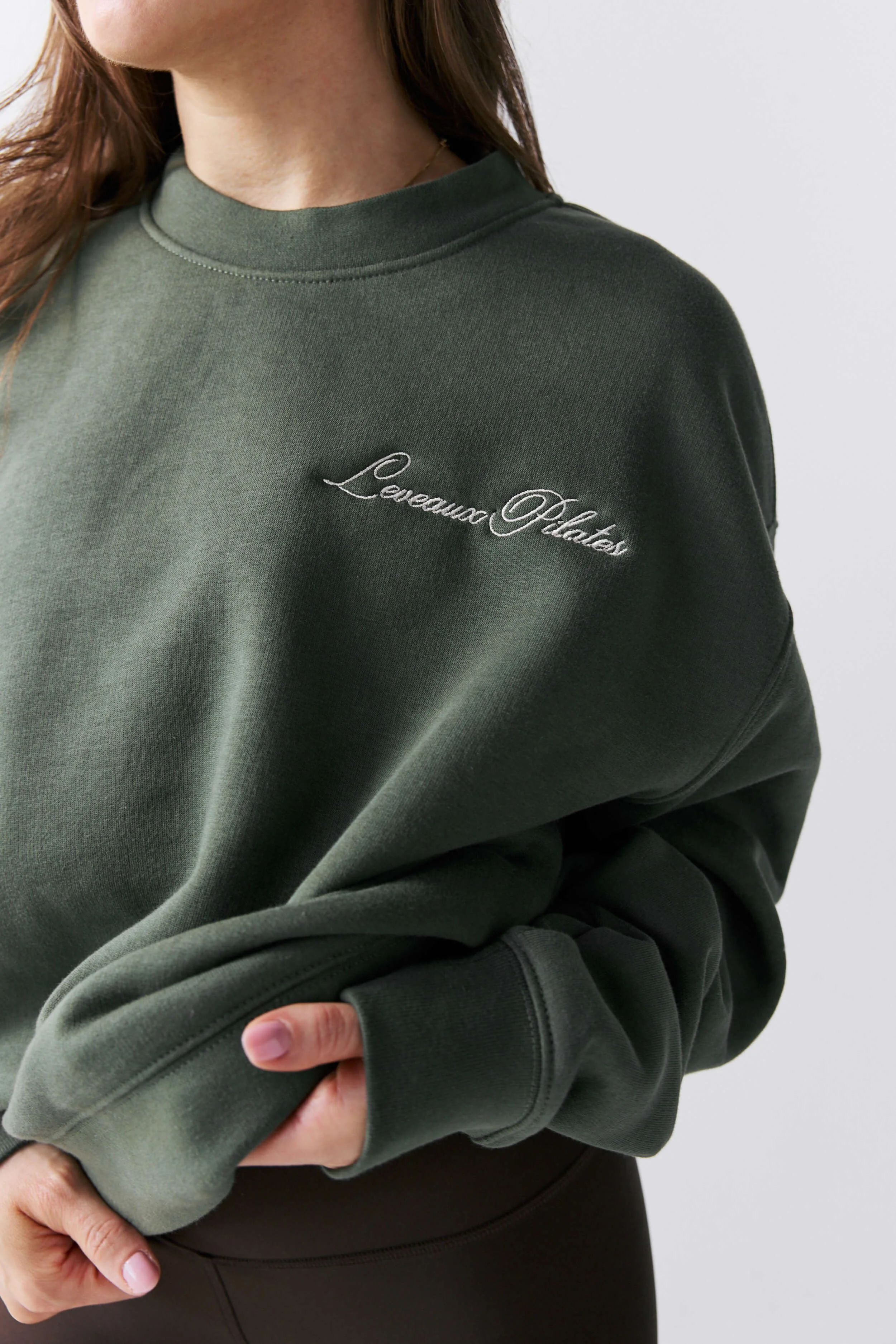 leveaux-pilates-crewneck-green-4.jpg