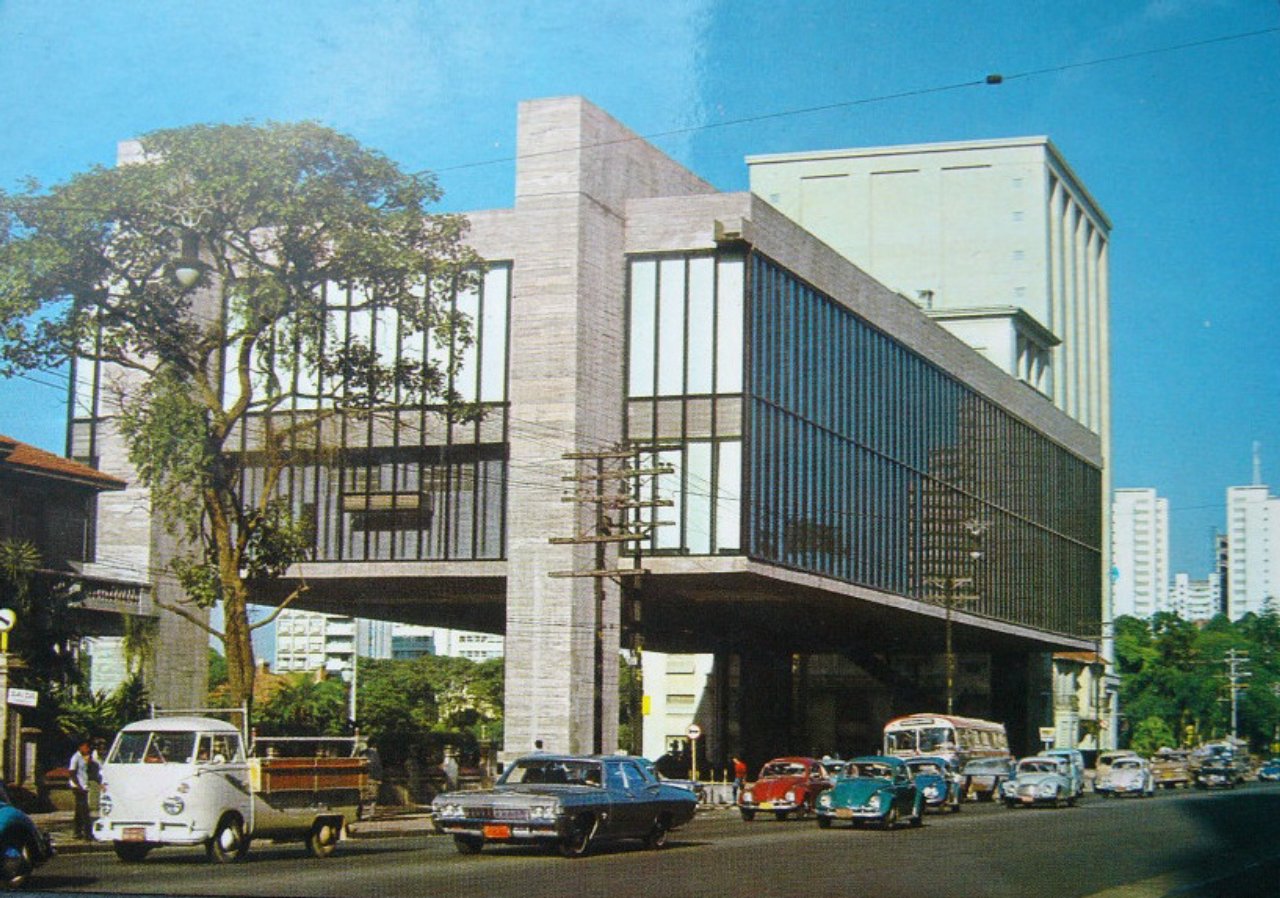 1970-masp-colunas-nc3a3o-pintadas-mercator-dcp-0bfc1a50.jpg