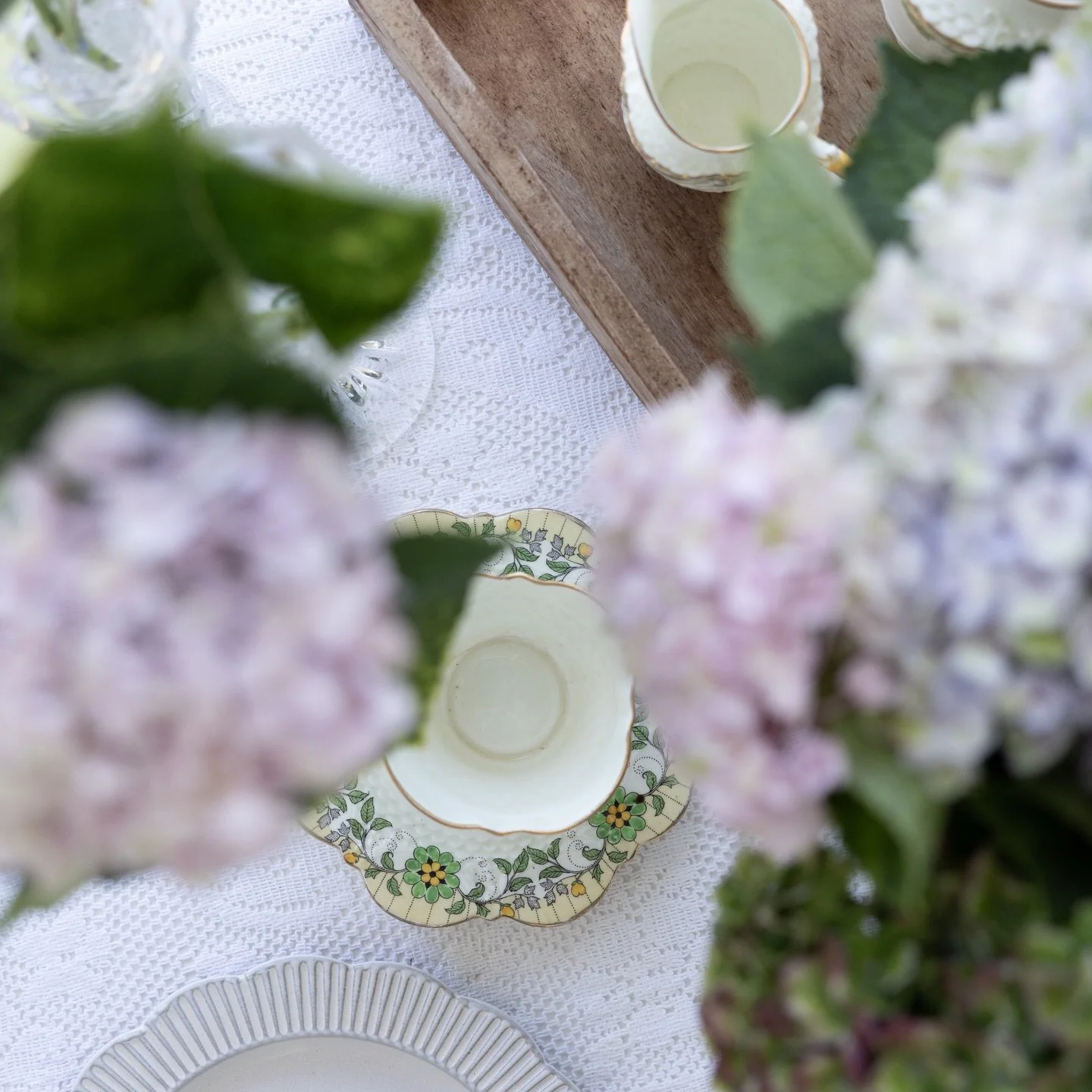 Heading into the weekend at GTHR 🌸 There&rsquo;s something about spring~ the way routines start to settle in, rituals feel a little more natural, and everything begins to click. The kind that carry you into summer feeling stronger, steadier, and ful