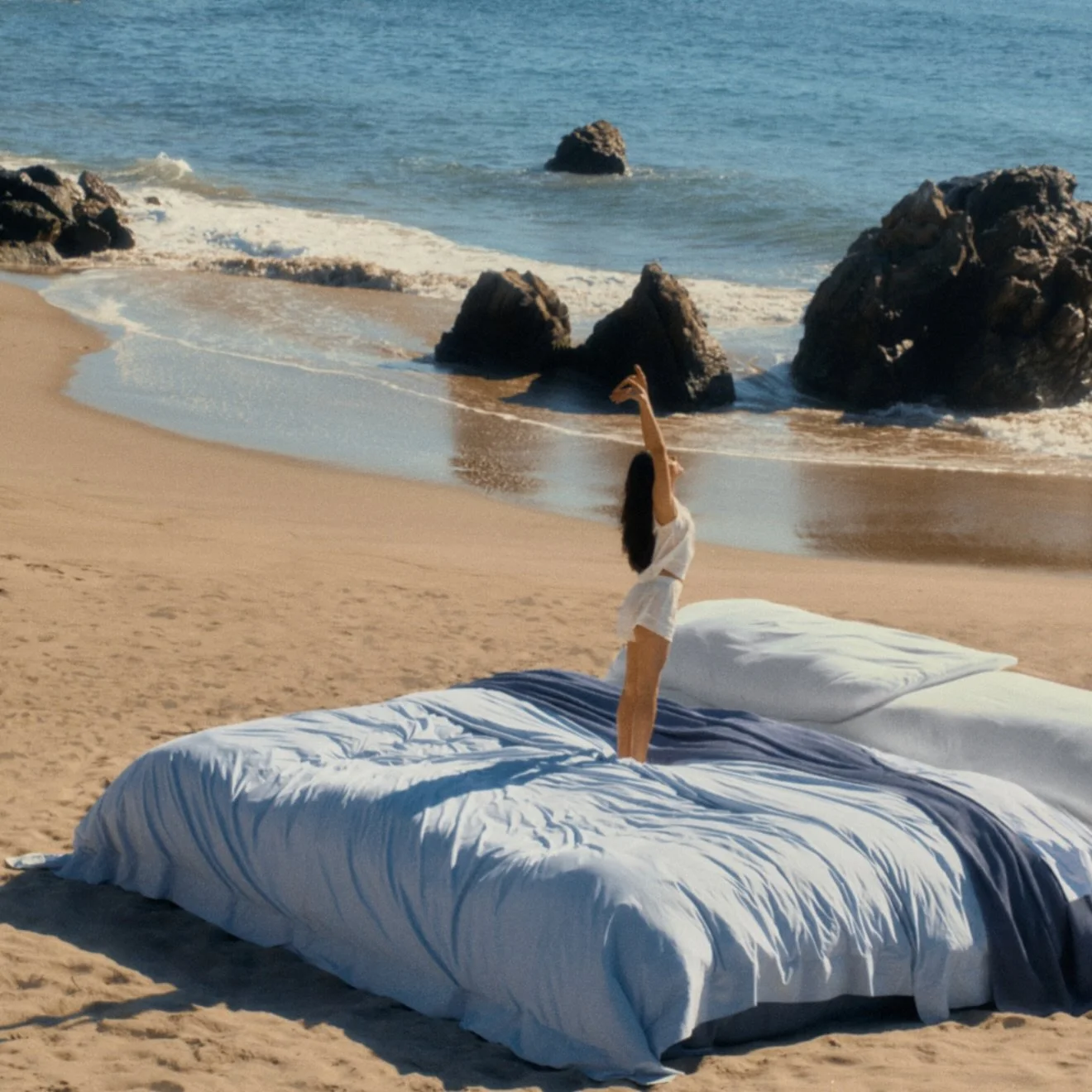 Classes are open for the week ✨ move with precision, leave restored. This Friday, linger after class for an intimate Boll &amp; Branch x GTHR pop‑up: tactile linens, refined spring edits, and limited gift bags for attendees of the 9:20, 10:40, and 12