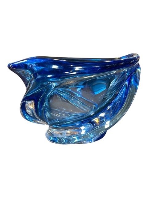 Val St Lamber Blue Crystal Vase 01.jpeg