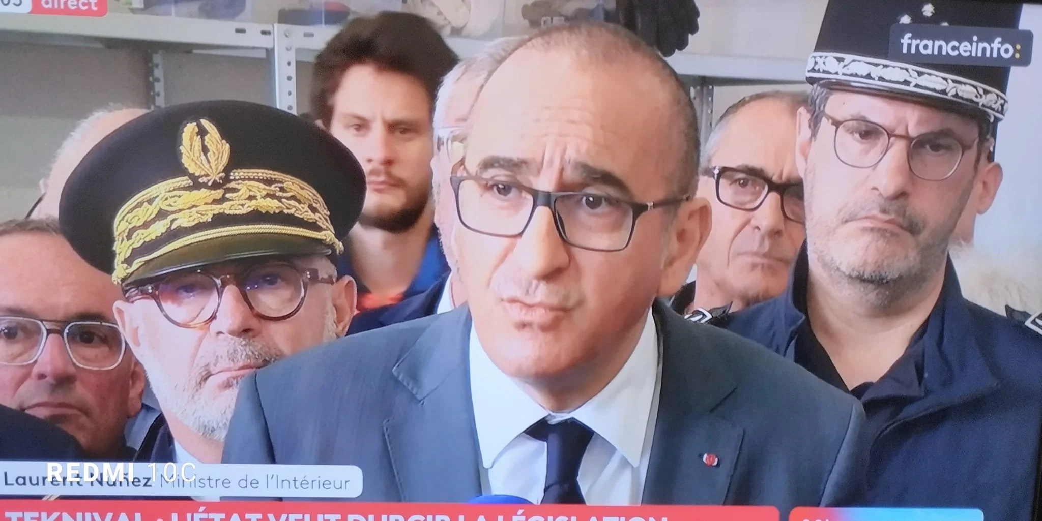 Rave-party, rodéos, troubles à l’ordre public&nbsp;: trois textes au Parlement 