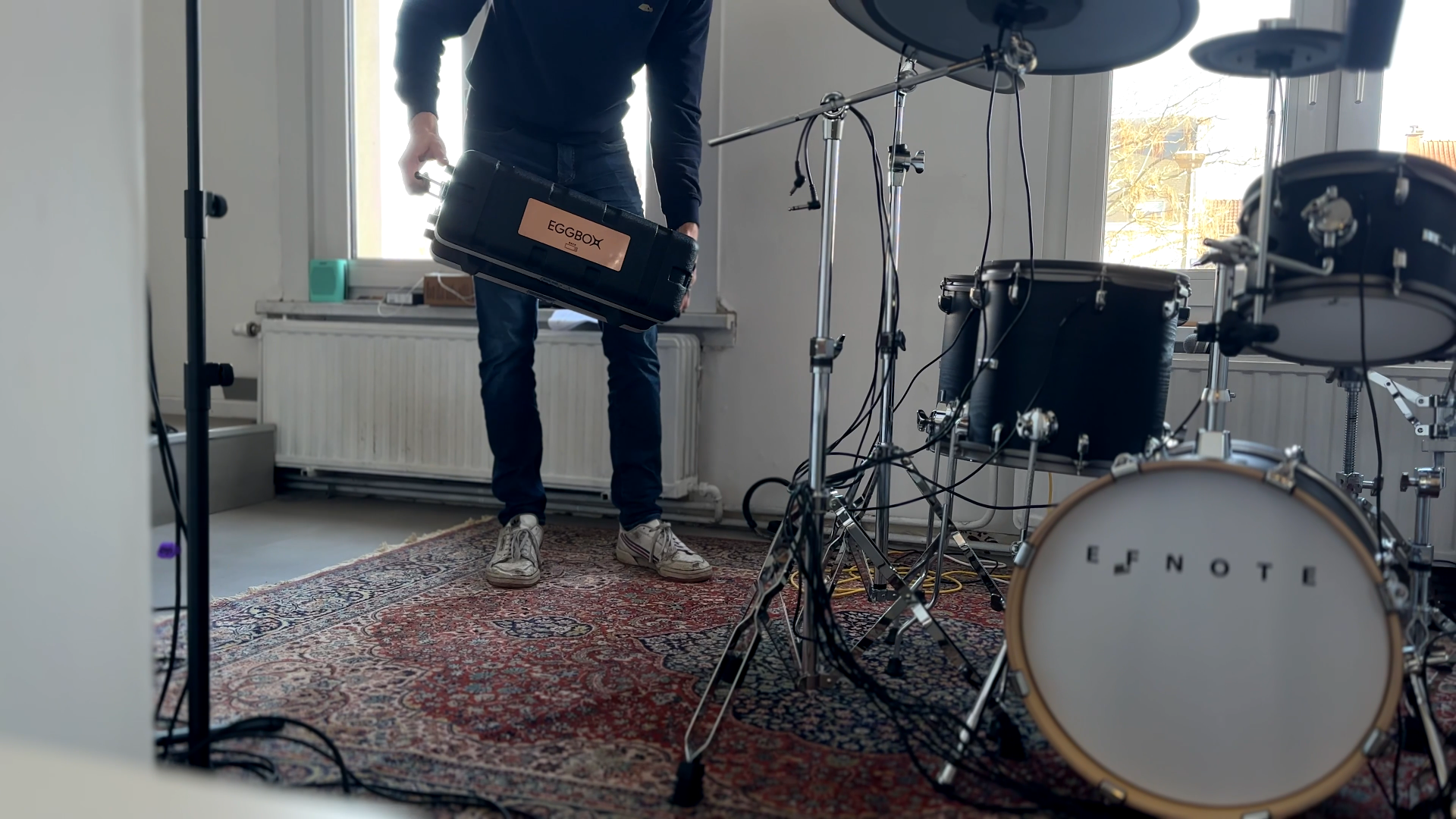 Installatie Eggbox stil repeteren en stille repetities en repetitieruimtes