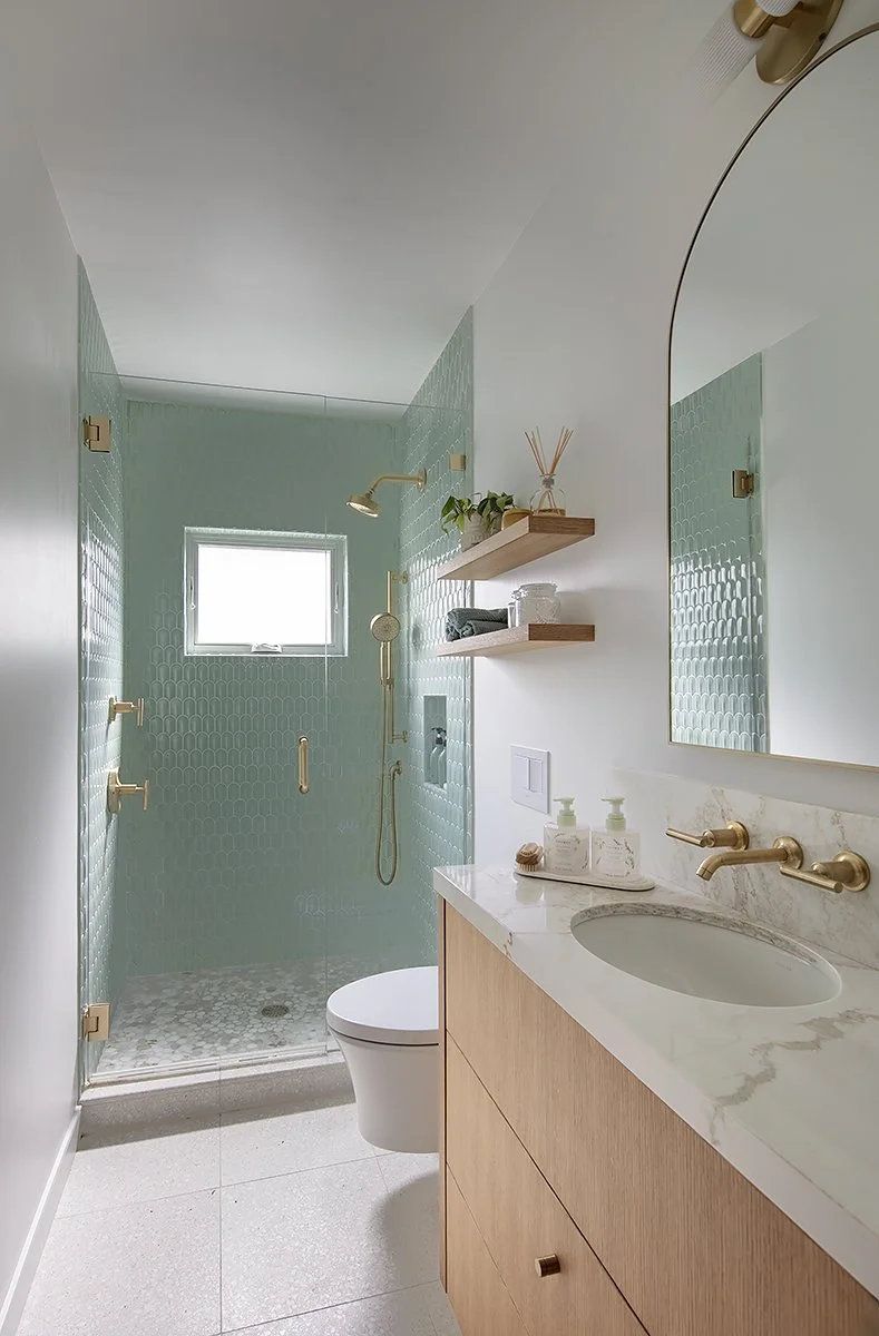 Mini-full bath