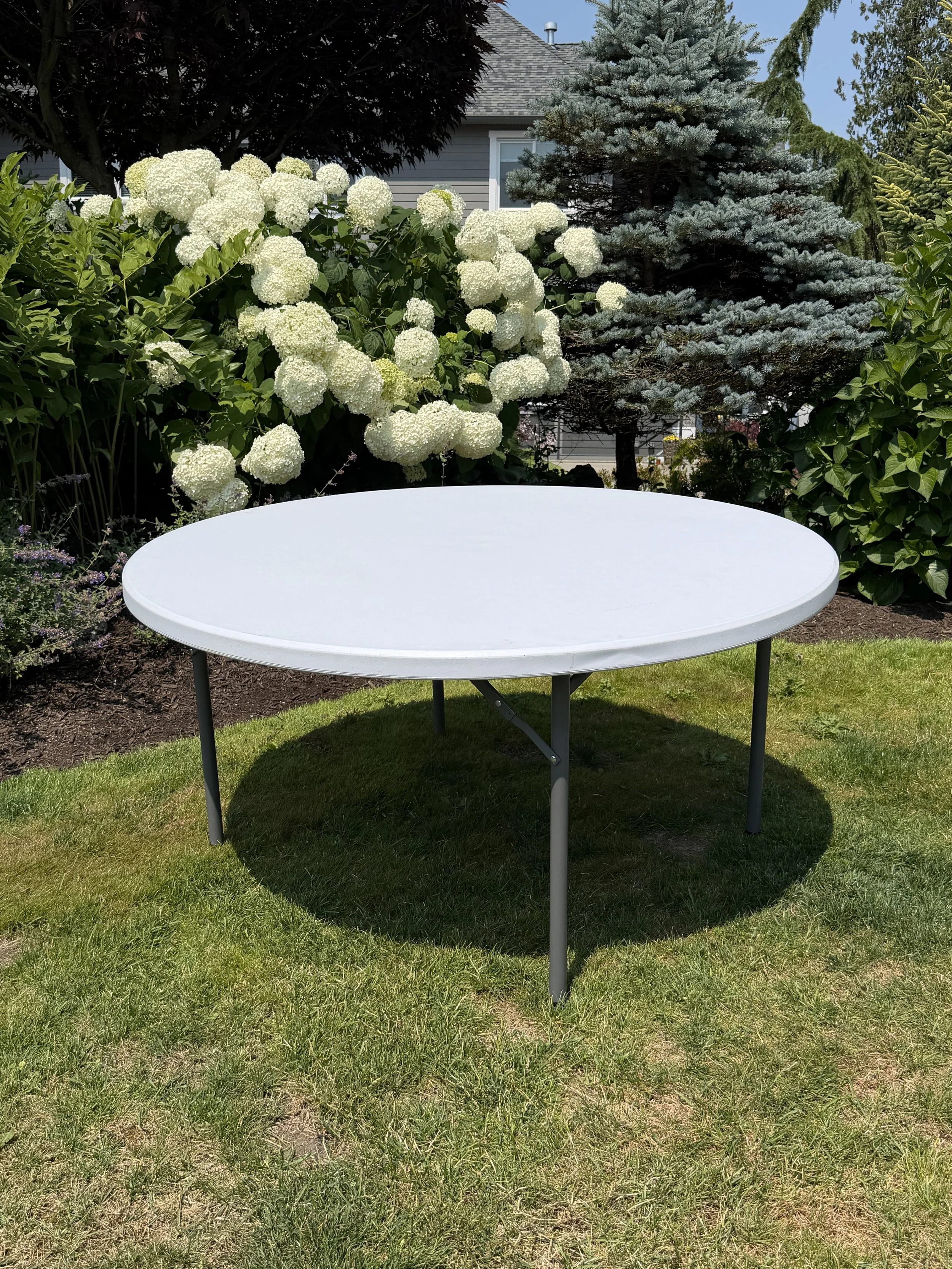 5 FT Round Folding Tables