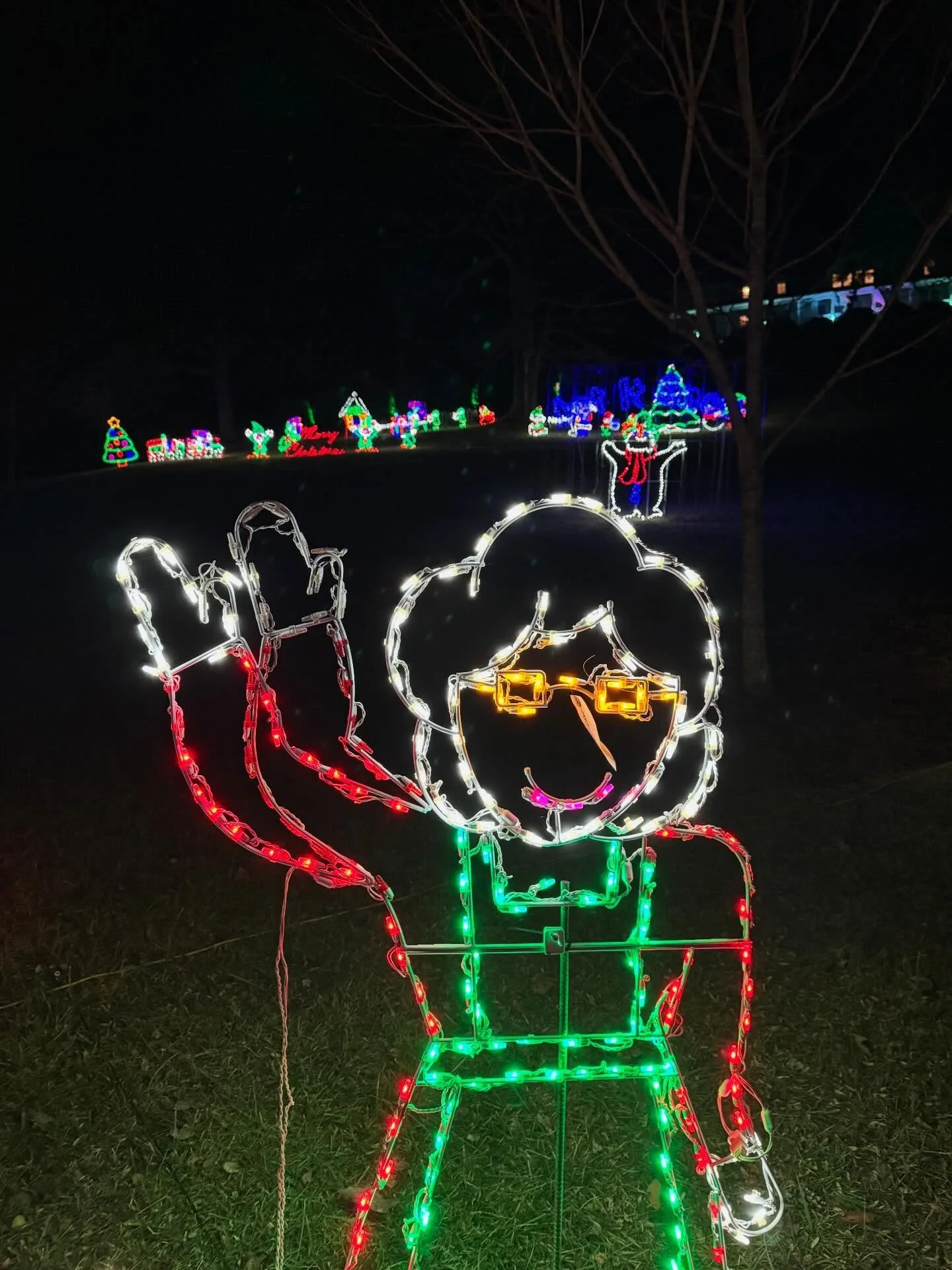 Come kick off the first day of December at the inn! There is hot chocolate and cookies waiting for you in the lobby in the bar is open until nine make sure to tune into 93.9 to watch the light dance to music. There&rsquo;s also a historical scavenger