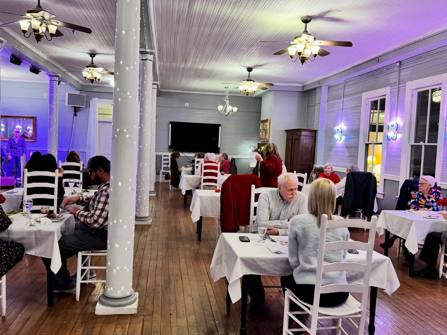 Love is in the air! We are looking forward to Valentin&rsquo;s day here at the Inn. Join us for a special lovers curated dinner by our chef. As well as a live performance from local band TANASI! Buy tickets on our website thebalsammountaininn.com or 