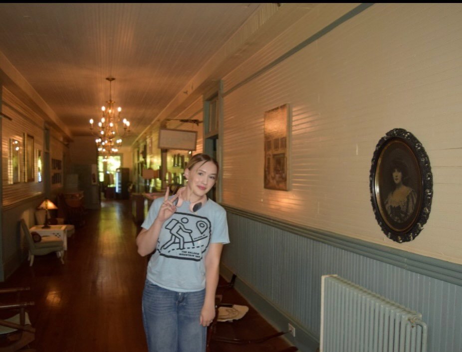 Employee spotlight of the week! Each week we interview a different employee to help you all get to know our staff a little better! This week we talked to Mariah! My name is Mariah Hyatt
I&rsquo;m a cleaner/housekeeper here at the inn
My favorite part