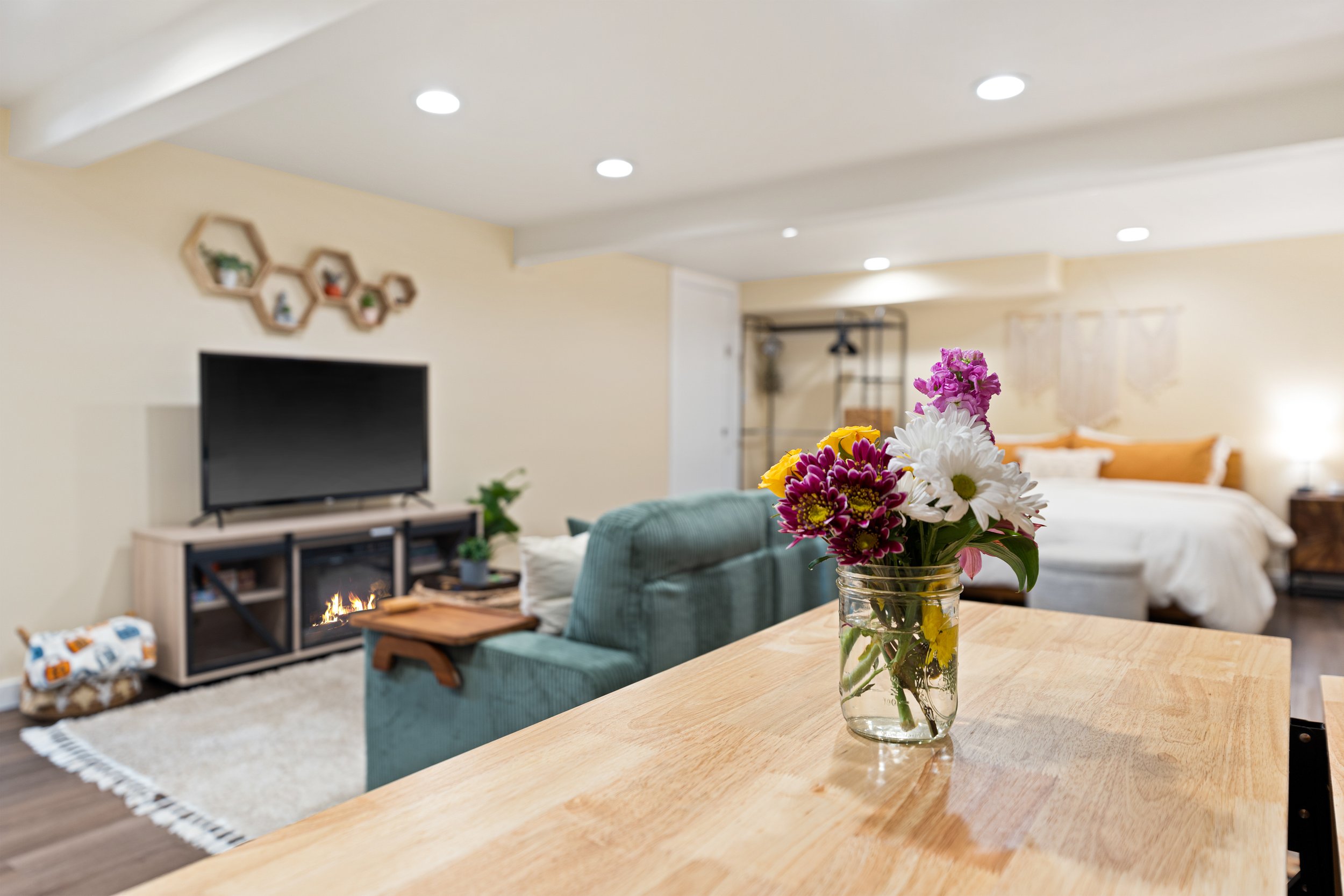 4418 NE Valley View Ln-7402436.jpg