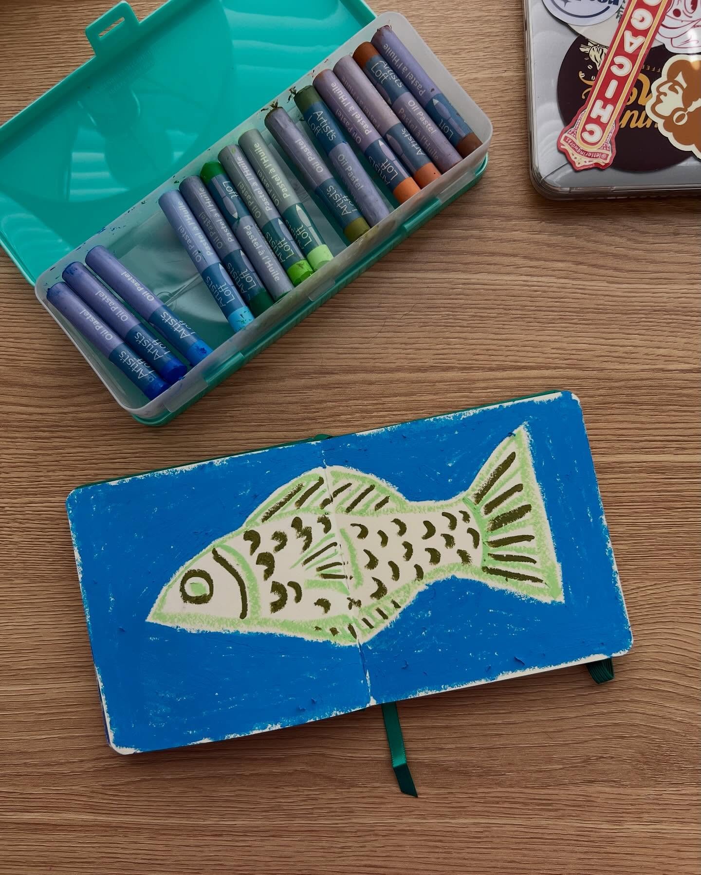 Today&rsquo;s lunch break art pieces inspired by @notmarlenevega ✨ Oil pastels are so fun! Which color scheme do you like more?
 
#oilpastel #fishillustration #artist