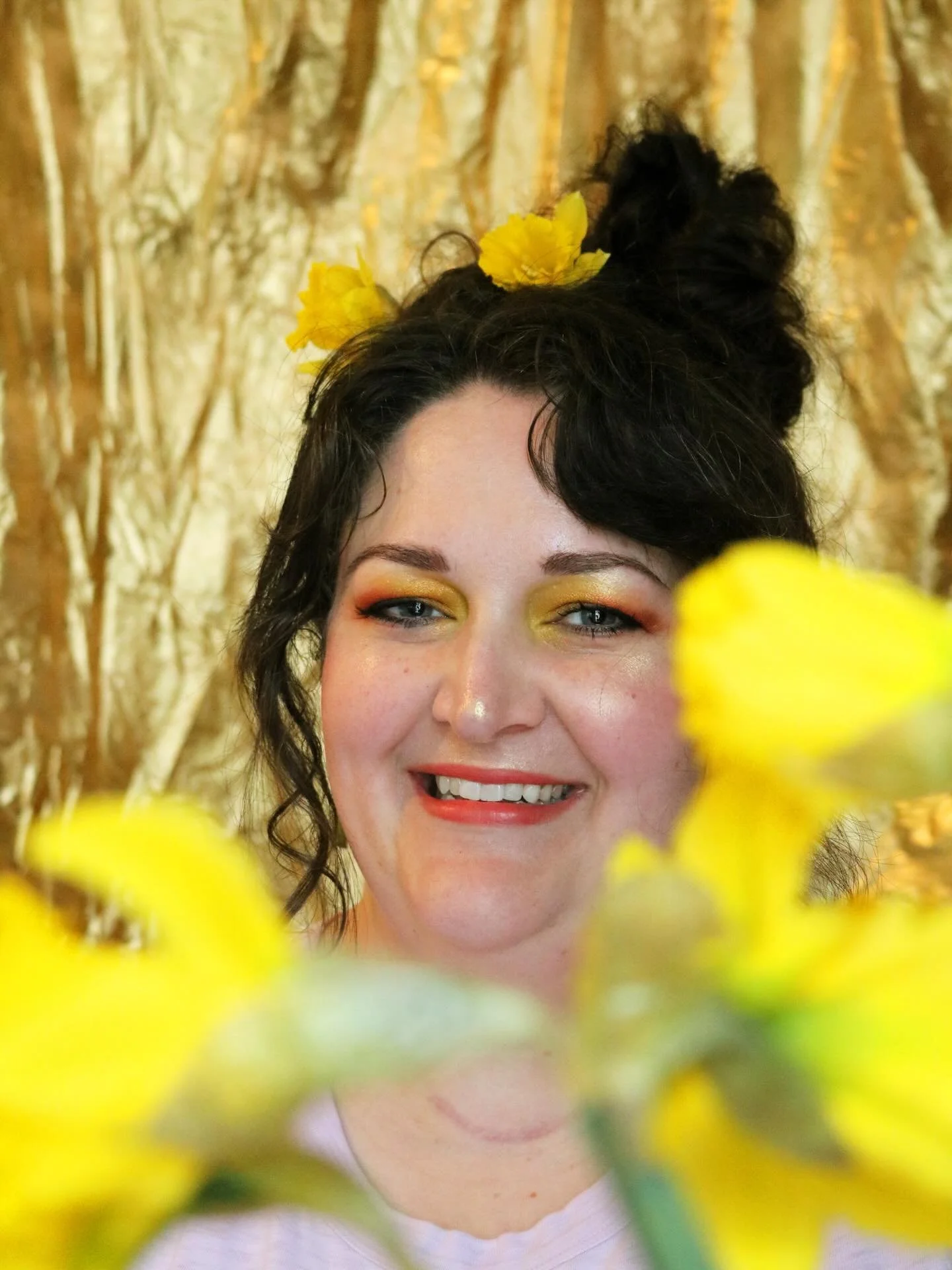 🌈🌼Spring Equinox Photoshoot 🌼🌈

This shoot was so much fun and I love the way it turned out! 💖 Spring is my favorite season. I love the way everything starts to feel so alive and hopeful.

This was my first time experimenting with making my own 