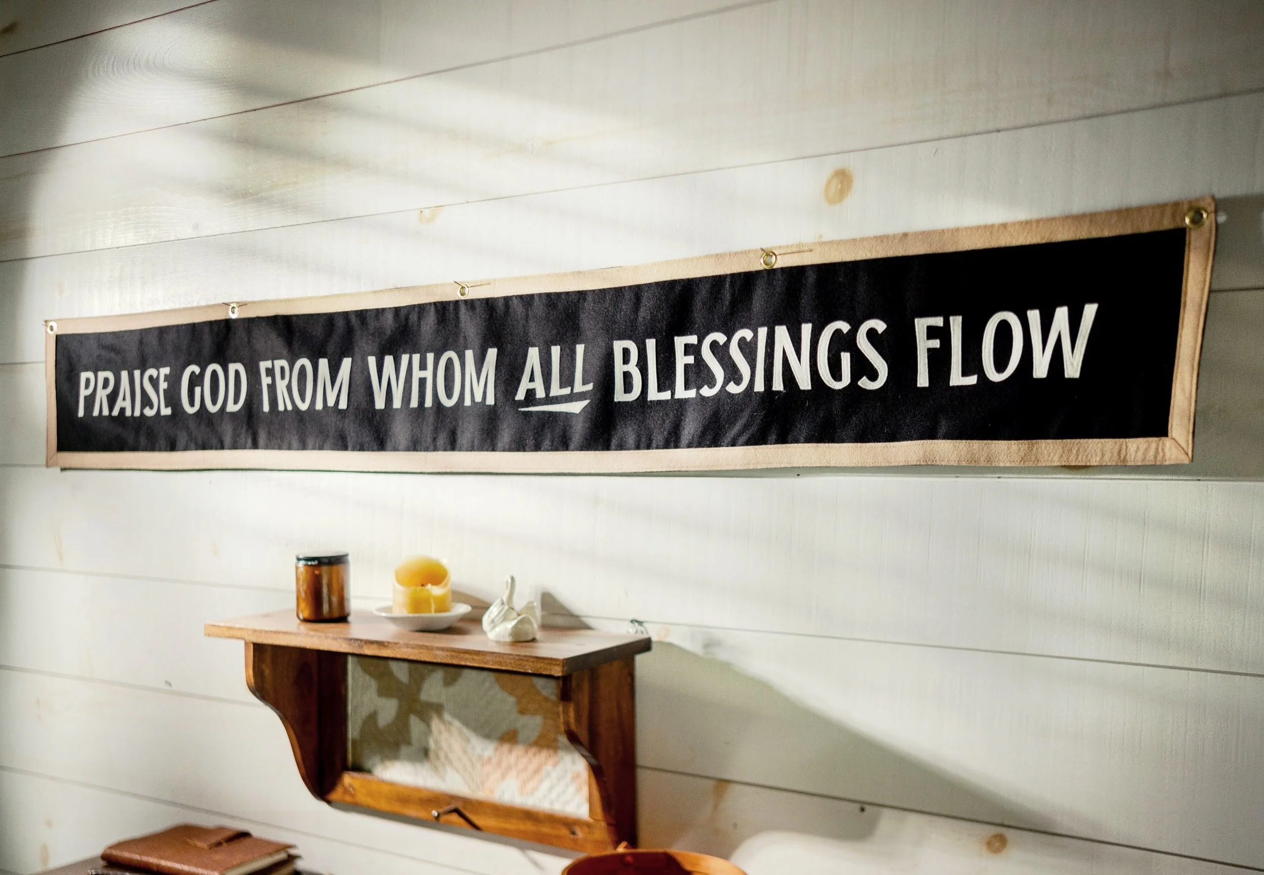 Praise God Banner