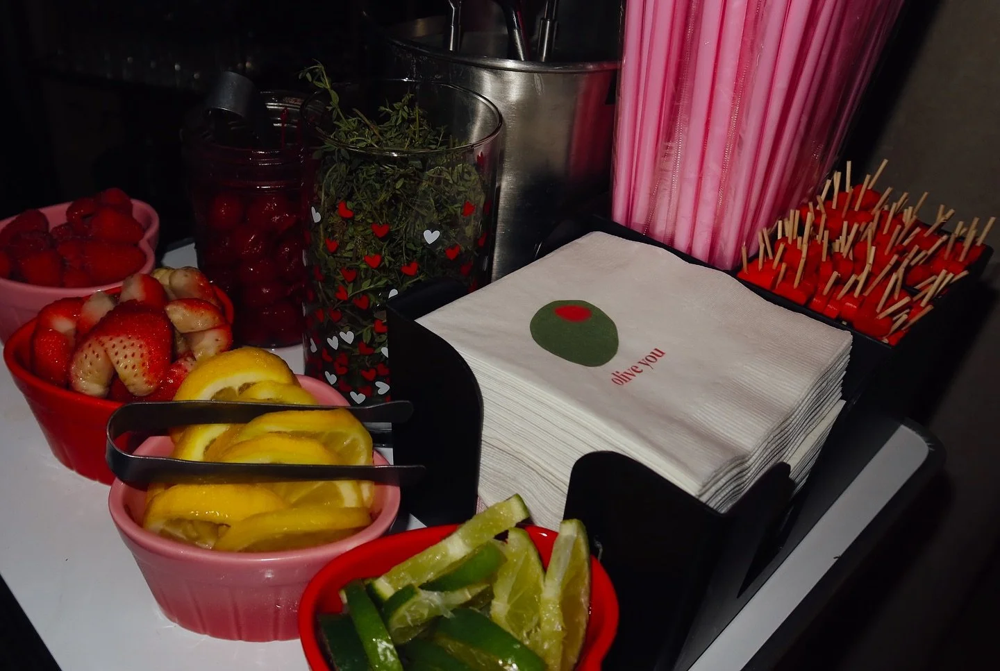 It&rsquo;s all about the little details that make the big moments unforgettable. From the perfect garnishes to the Valentine&rsquo;s Day-inspired bar decor, we believe every touch counts! 💖🍸