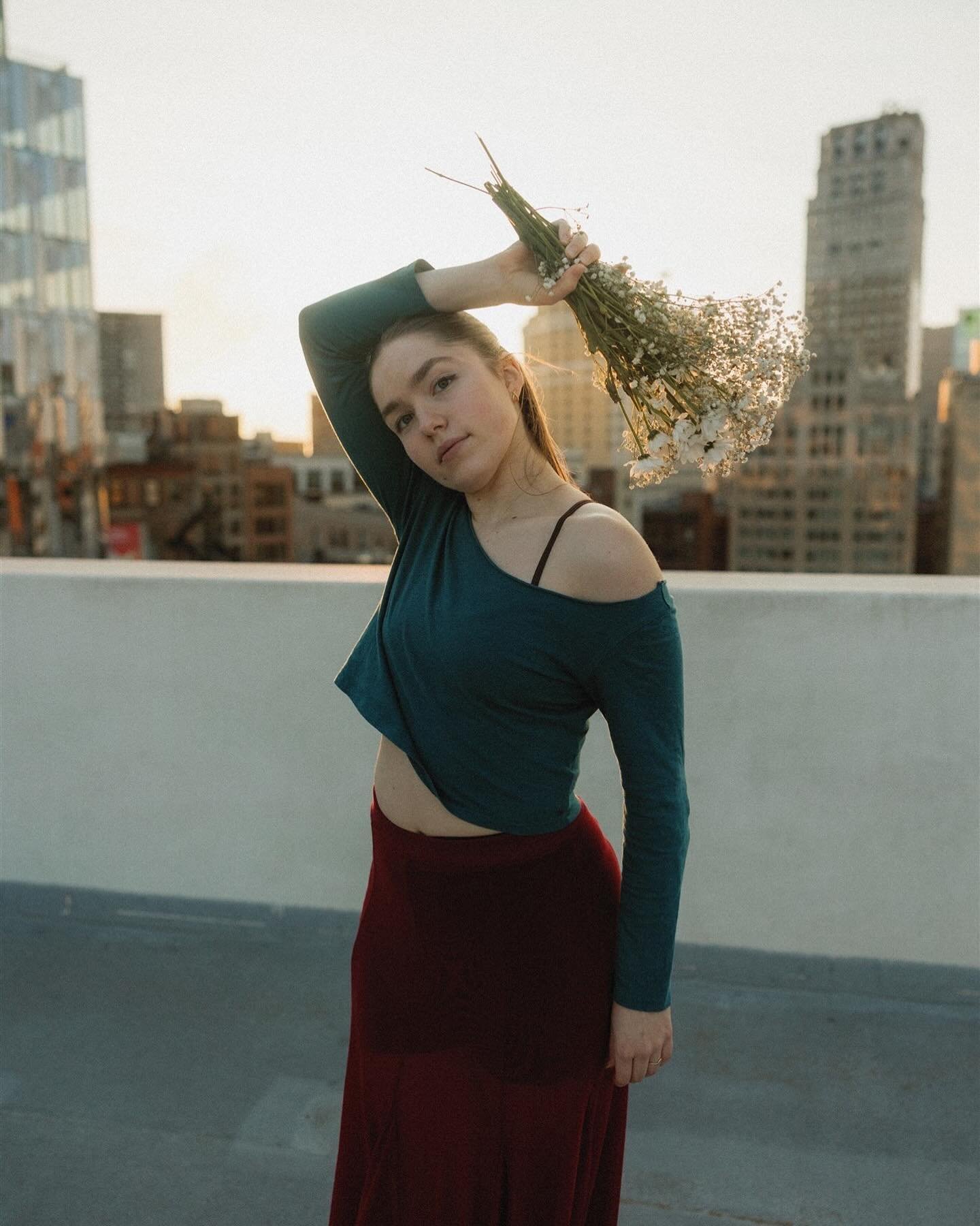Belle 🩰🩰
.
.
.
.
.
@bellemattson 
#michiganphotographer #downtowndetroit #dancephotography #dance #detroitphotographer