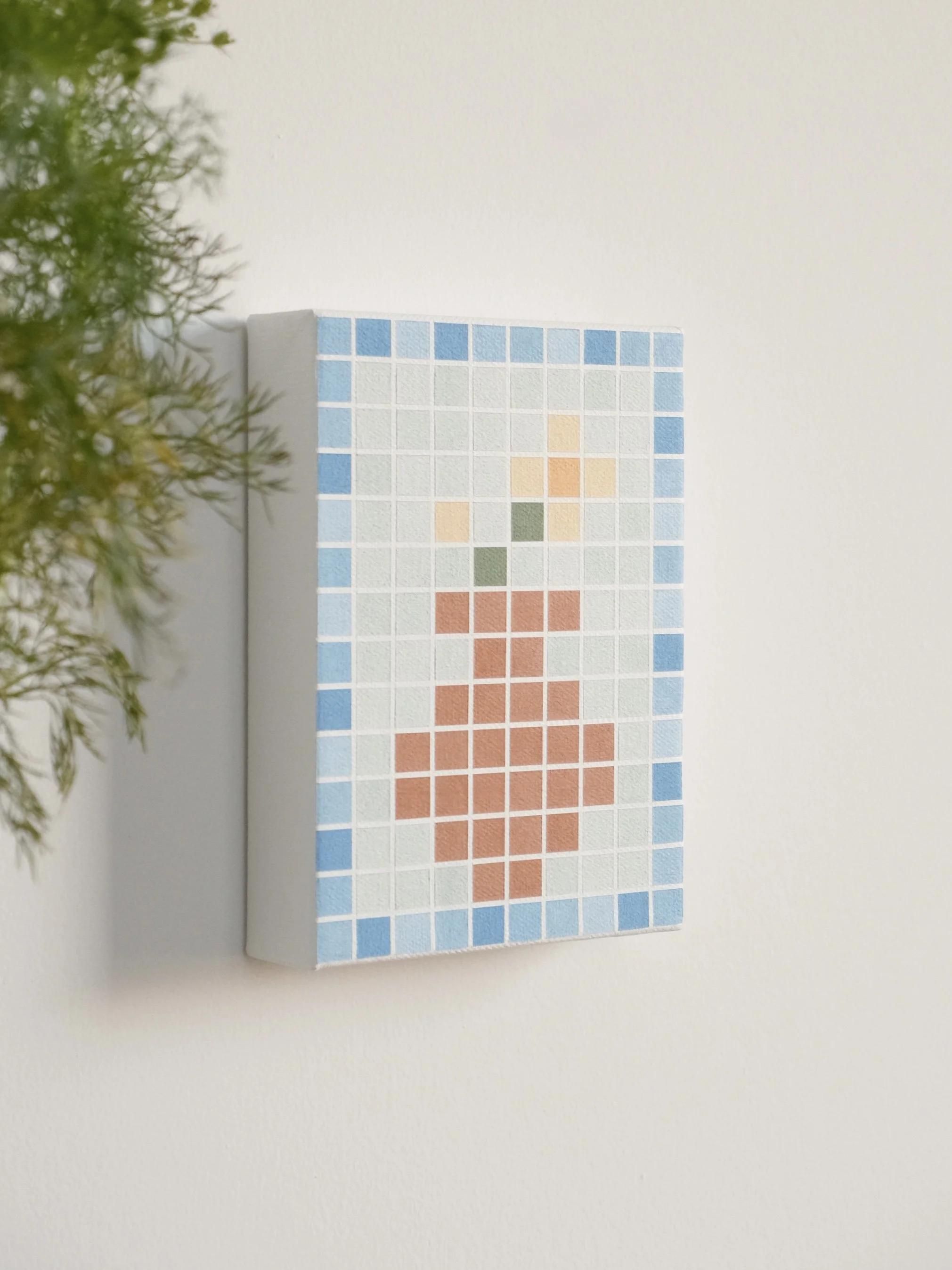 bud vase mini by andrea l. zoom.jpg