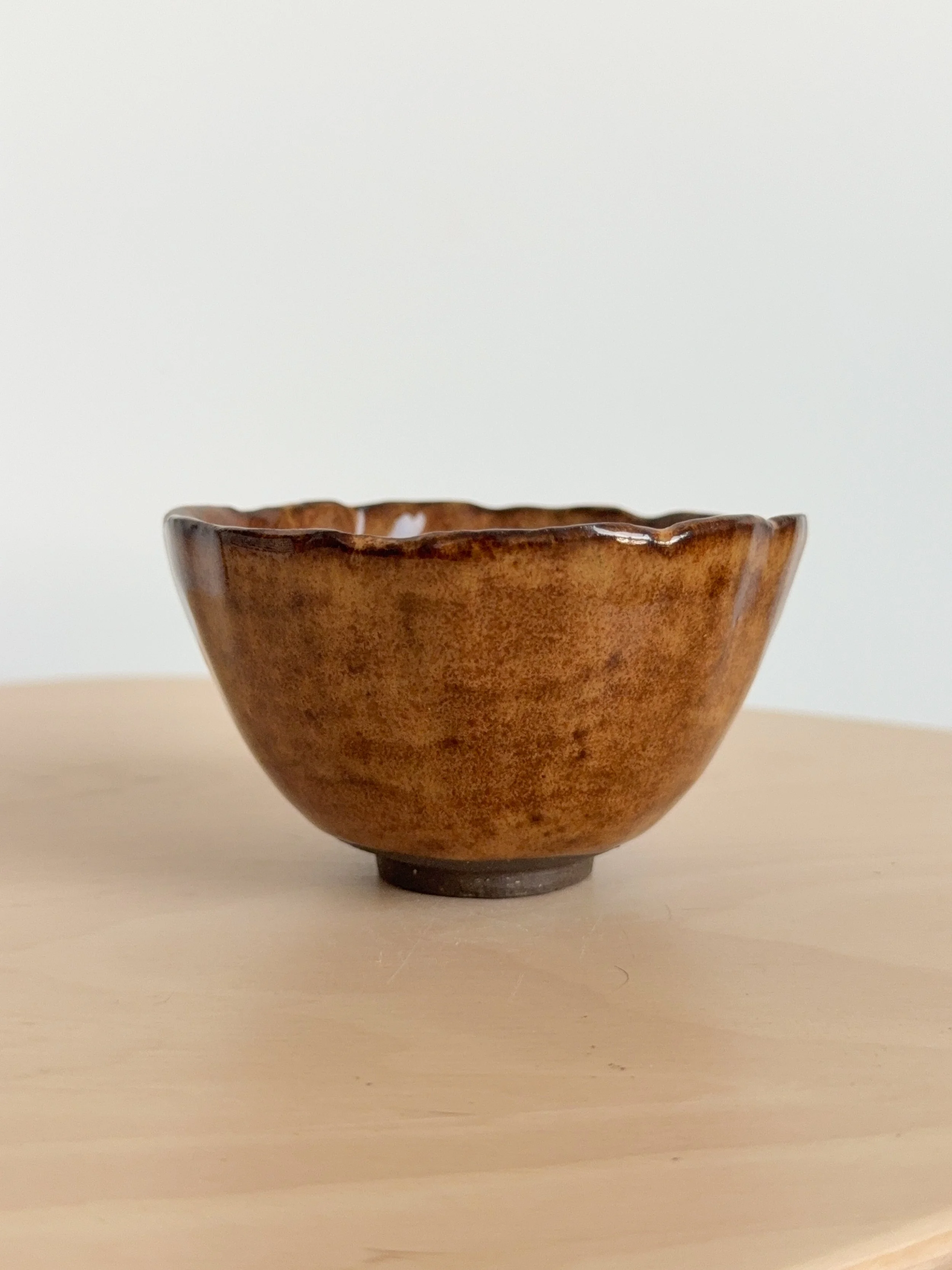 pinch bowl 3 side .JPG