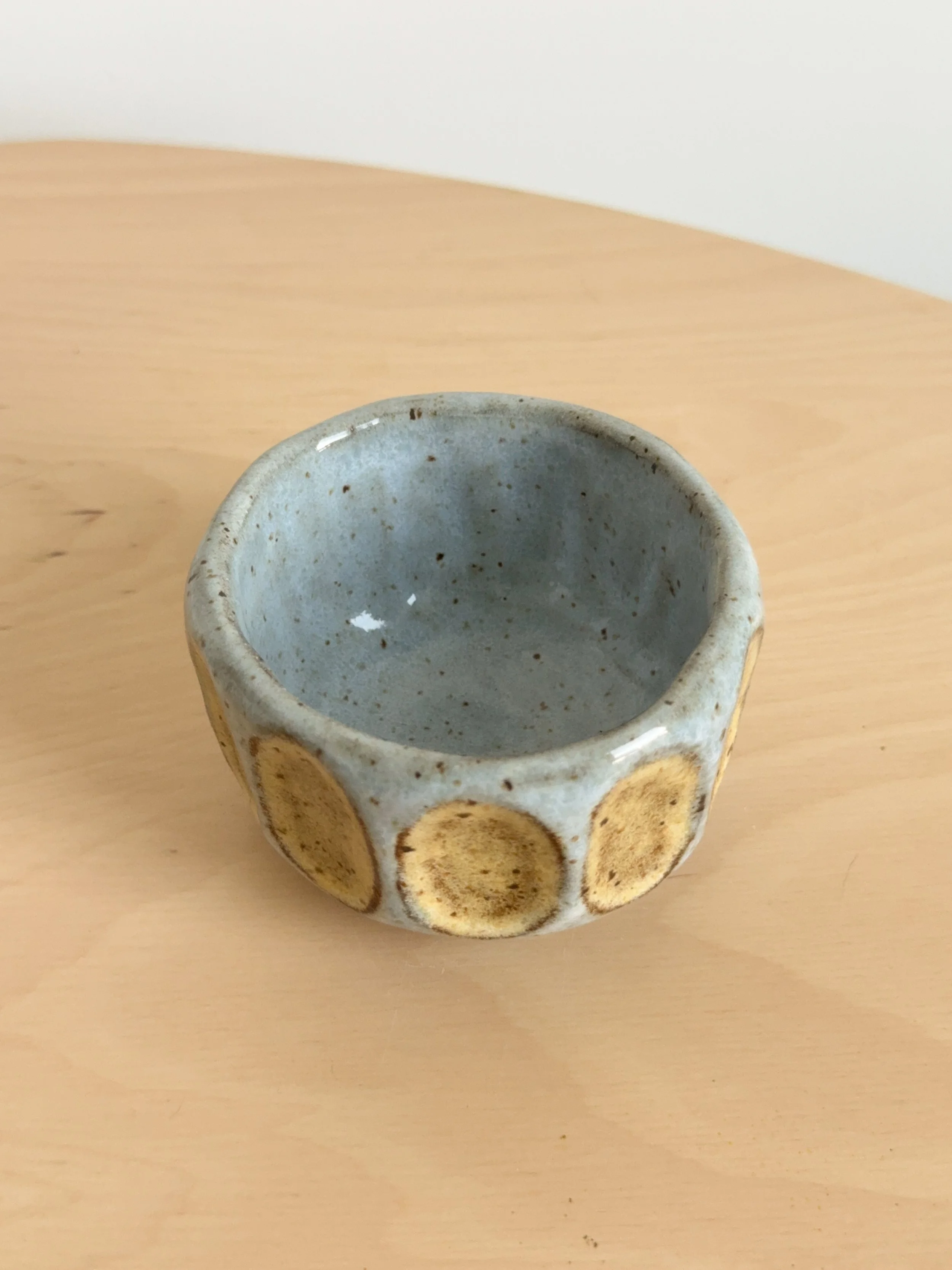 carved pinch bowl inside .JPG