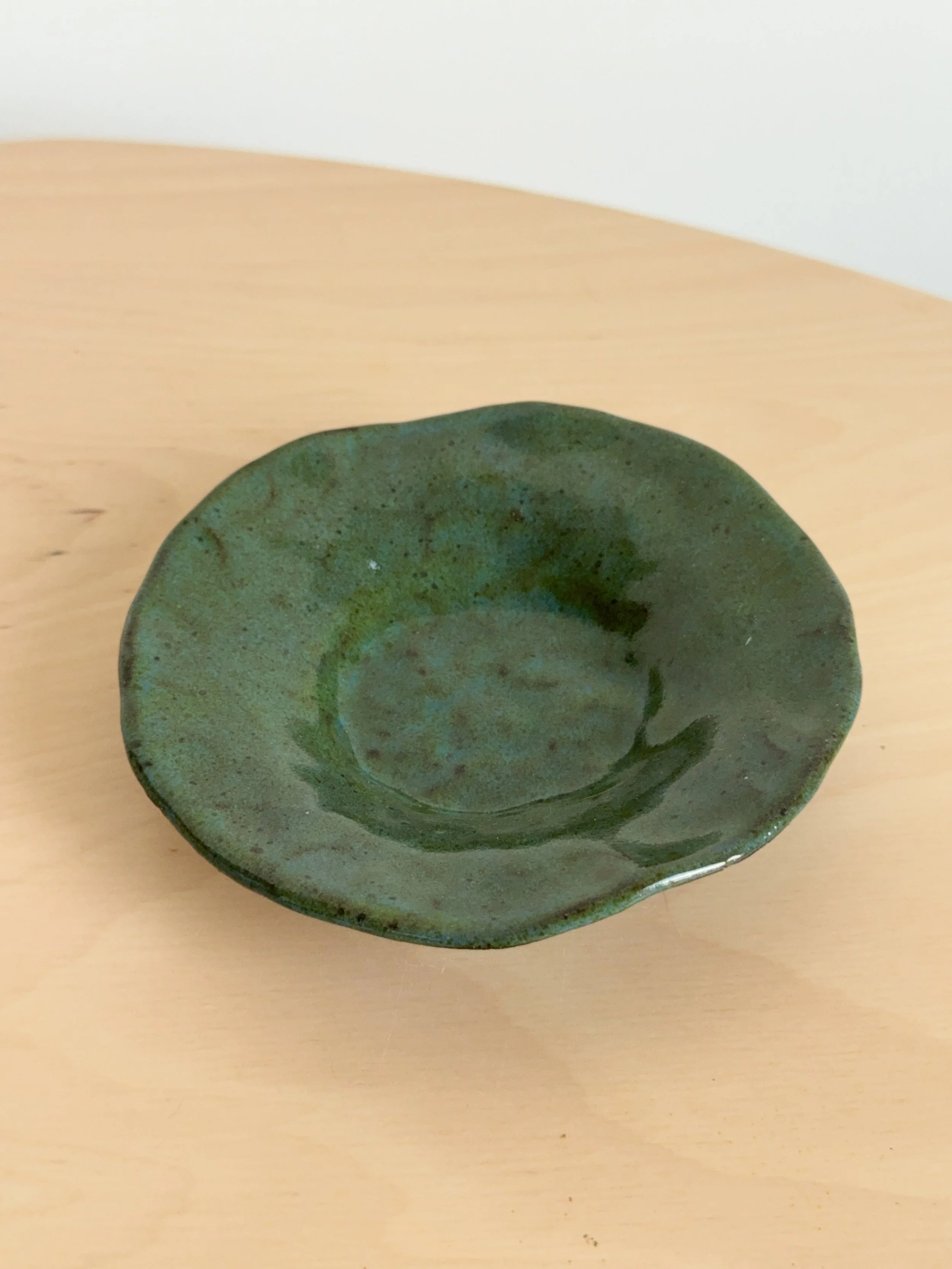petal plate algae glaze inside .JPG