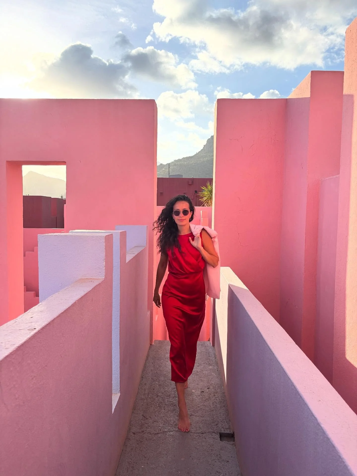 🌹 Time to paint the town red 🌹

Welcome to La Muralla Roja - A beautiful example of postmodern architecture nestling deep between the sea and sky of Costa Blanca, Spain. 

Created by the architect Ricardo Bofill for his client Palomar SA and fully 