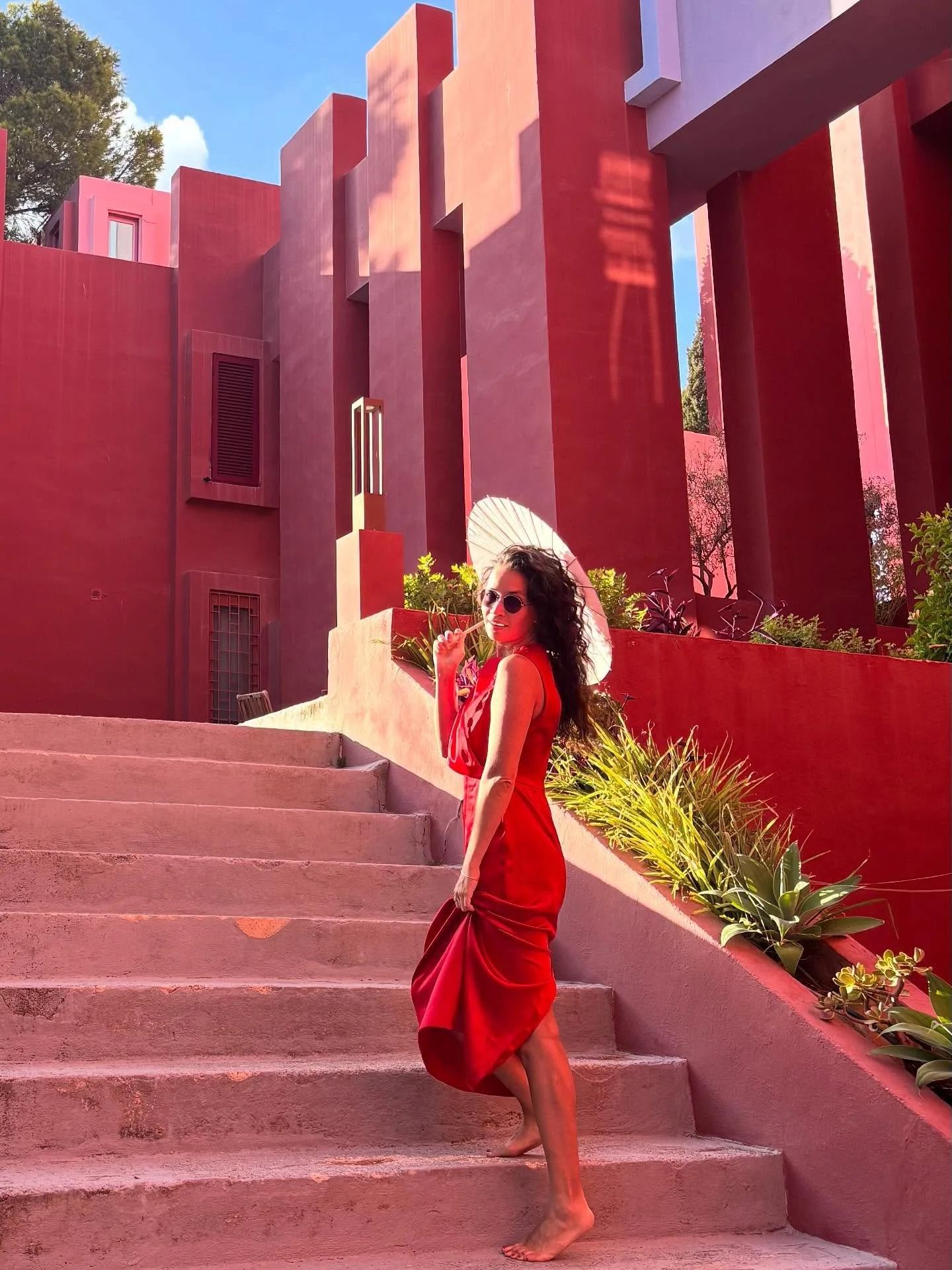 🌹 Time to paint the town red 🌹

Welcome to La Muralla Roja - A beautiful example of postmodern architecture nestling deep between the sea and sky of Costa Blanca, Spain. 

Created by the architect Ricardo Bofill for his client Palomar SA and fully 