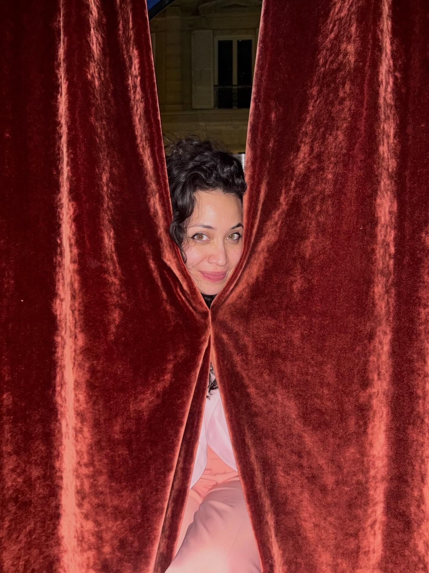 Wow, what an amazing turnout! Thank you all for joining us at @artivistas.paris for the vernissage of our new show "In Her Room", with @thenorm_art @bluelevinton @paula.forteza @ohthaterick ✨ 

Bravo to all of my fellow artists @bekamagyarl