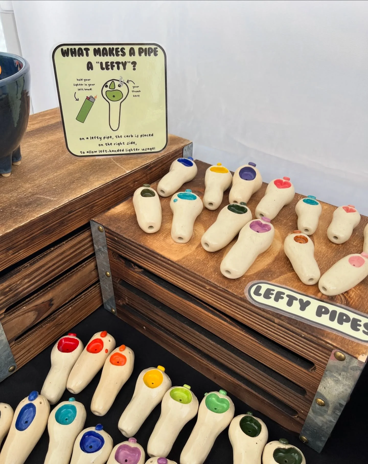 it&rsquo;s time!!! 🍎 apple fest is here! 🍏
come out today through sunday ✨