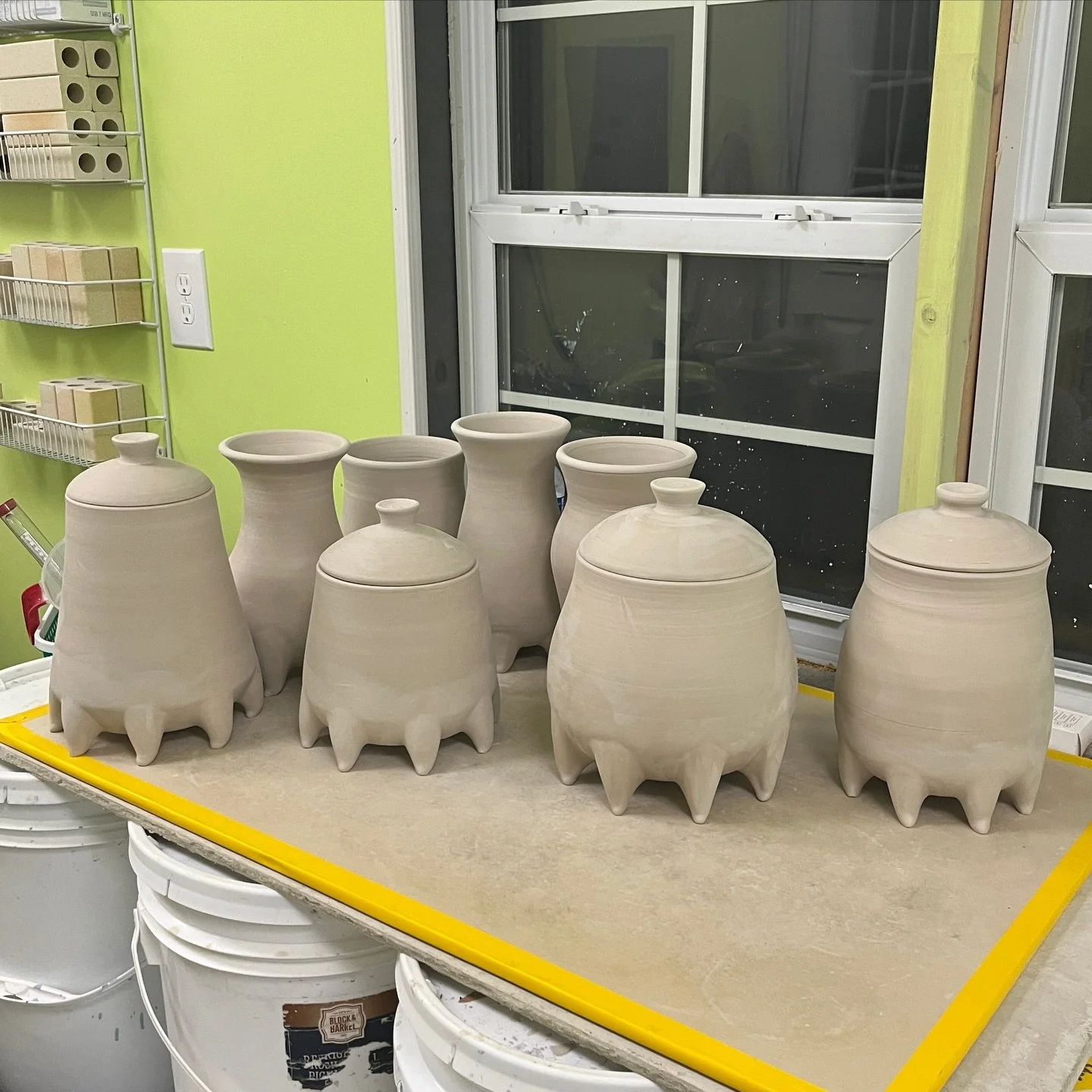 i love jars and making jars and making biggg jars 😈🥰 sorry i&rsquo;m bad at posting, i&rsquo;m busy making jars!!